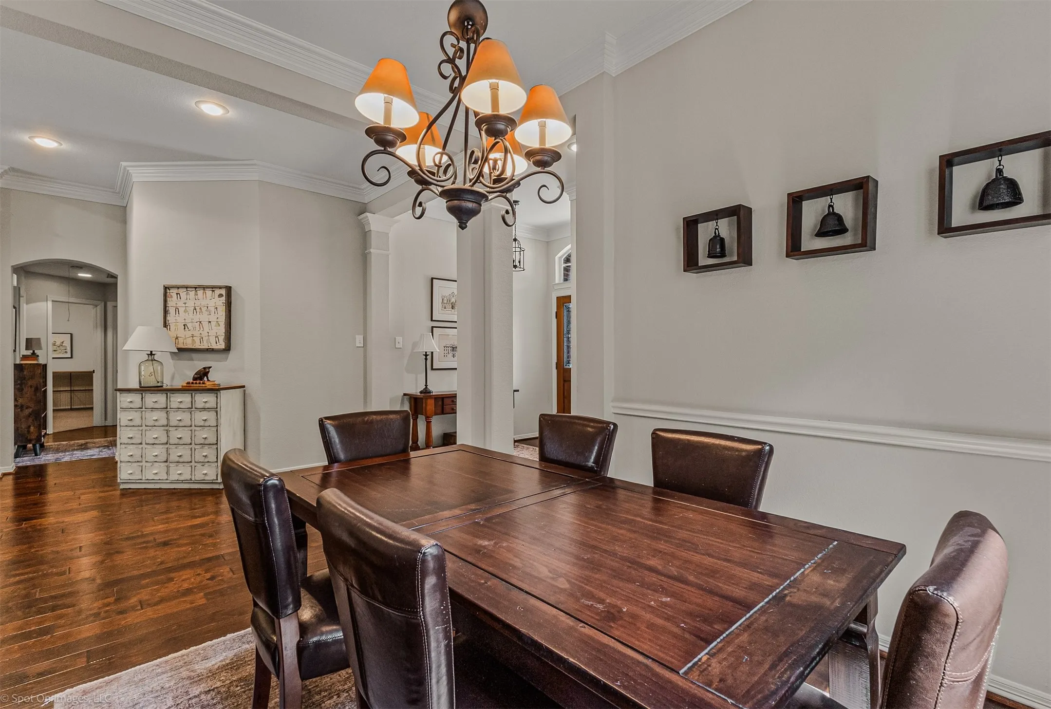 Single Family Residence For Sale in Rockwall County , 208 Lionhart Place, Rockwall, Texas 75032, 4 Bedroom, 3 Bathroom, 2 Garage spaces, 2,610 Sqft, built in 1996, mls#21389430, Real Estate Agent in Rockwall, Homes For Sale in Rockwall county, Homes For Sale in Rockwall, Realtor in Rockwall Texas, Real Estate Brokerage Independent Realty Texas, Luminita Cordes Realtor