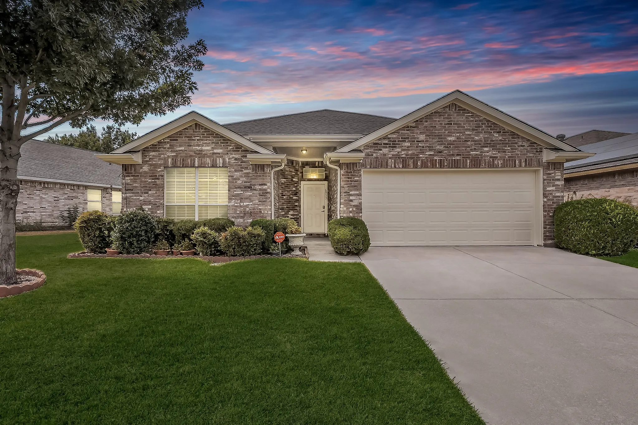 Single Family Residence For Sale