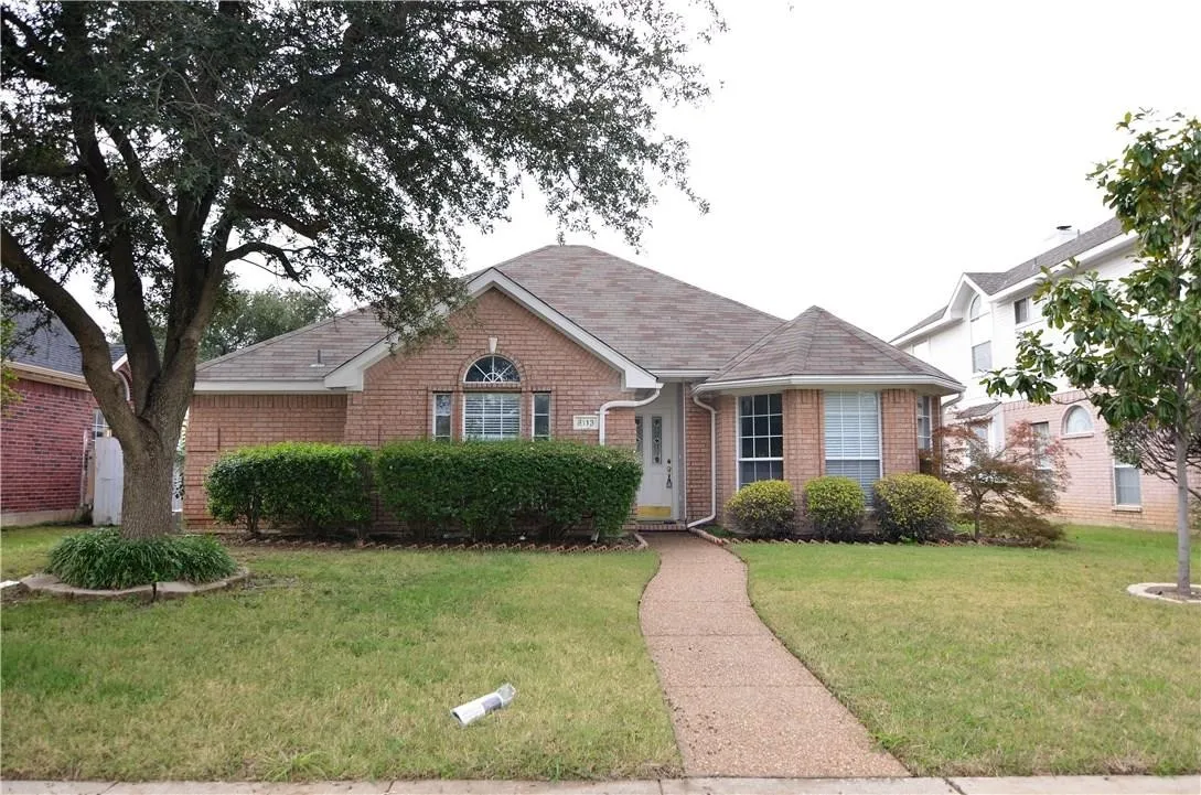 Single Family Residence For Rent