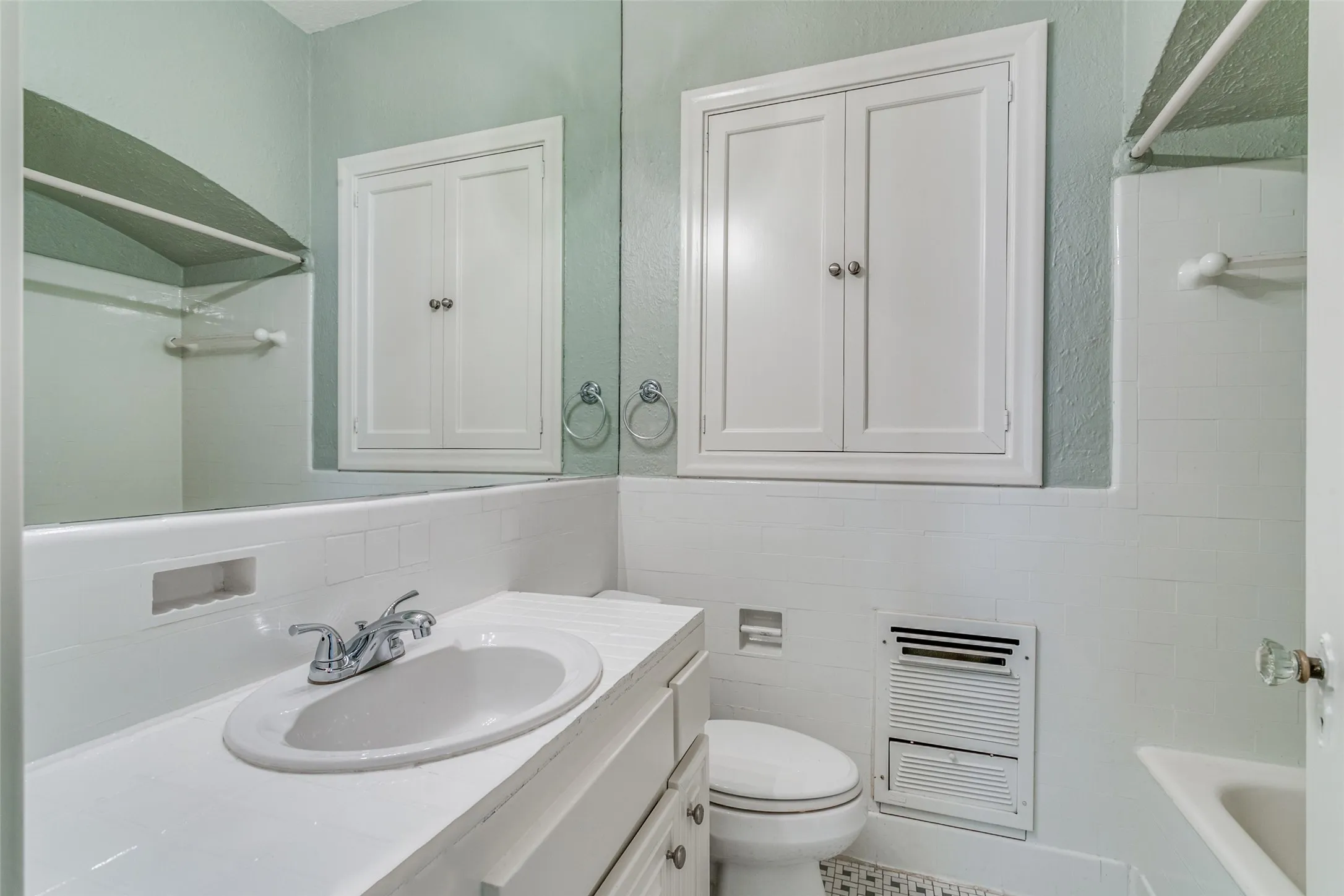 Improved Land For Sale in Dallas County , 4111 Normandy Avenue, University Park, Texas 75205, 0, 0, Garage spaces, 0 Sqft, built in 1930, mls#21395867, Real Estate Agent in University Park, Homes For Sale in Dallas county, Homes For Sale in University Park, Realtor in University Park Texas, Real Estate Brokerage Independent Realty Texas, Luminita Cordes Realtor