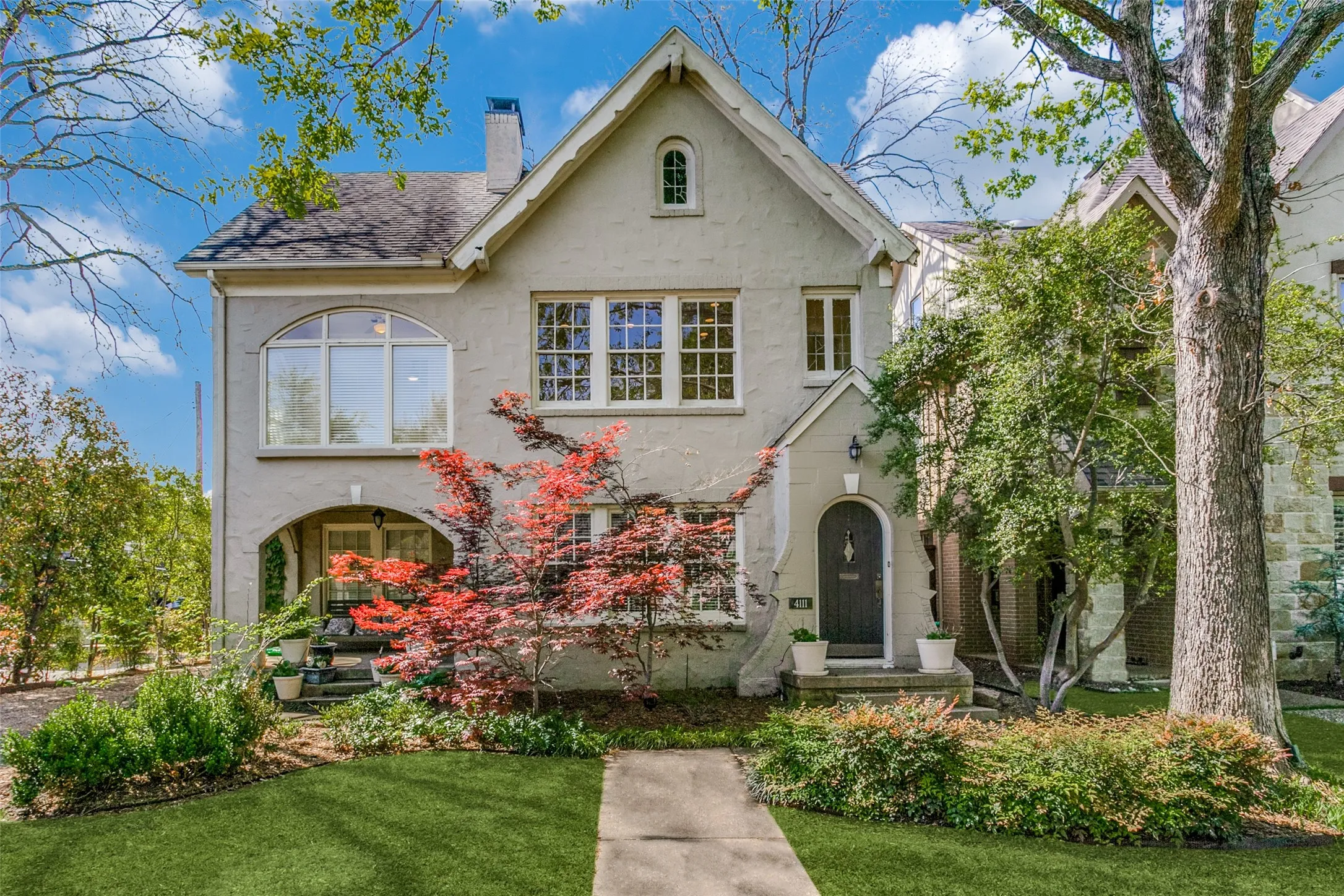 Duplex For Sale in Dallas County , 4111 Normandy Avenue, University Park, Texas 75205, 4 Bedroom, 4 Bathroom, 3 Garage spaces, 0 Sqft, built in 1930, mls#21395881, Real Estate Agent in University Park, Homes For Sale in Dallas county, Homes For Sale in University Park, Realtor in University Park Texas, Real Estate Brokerage Independent Realty Texas, Luminita Cordes Realtor