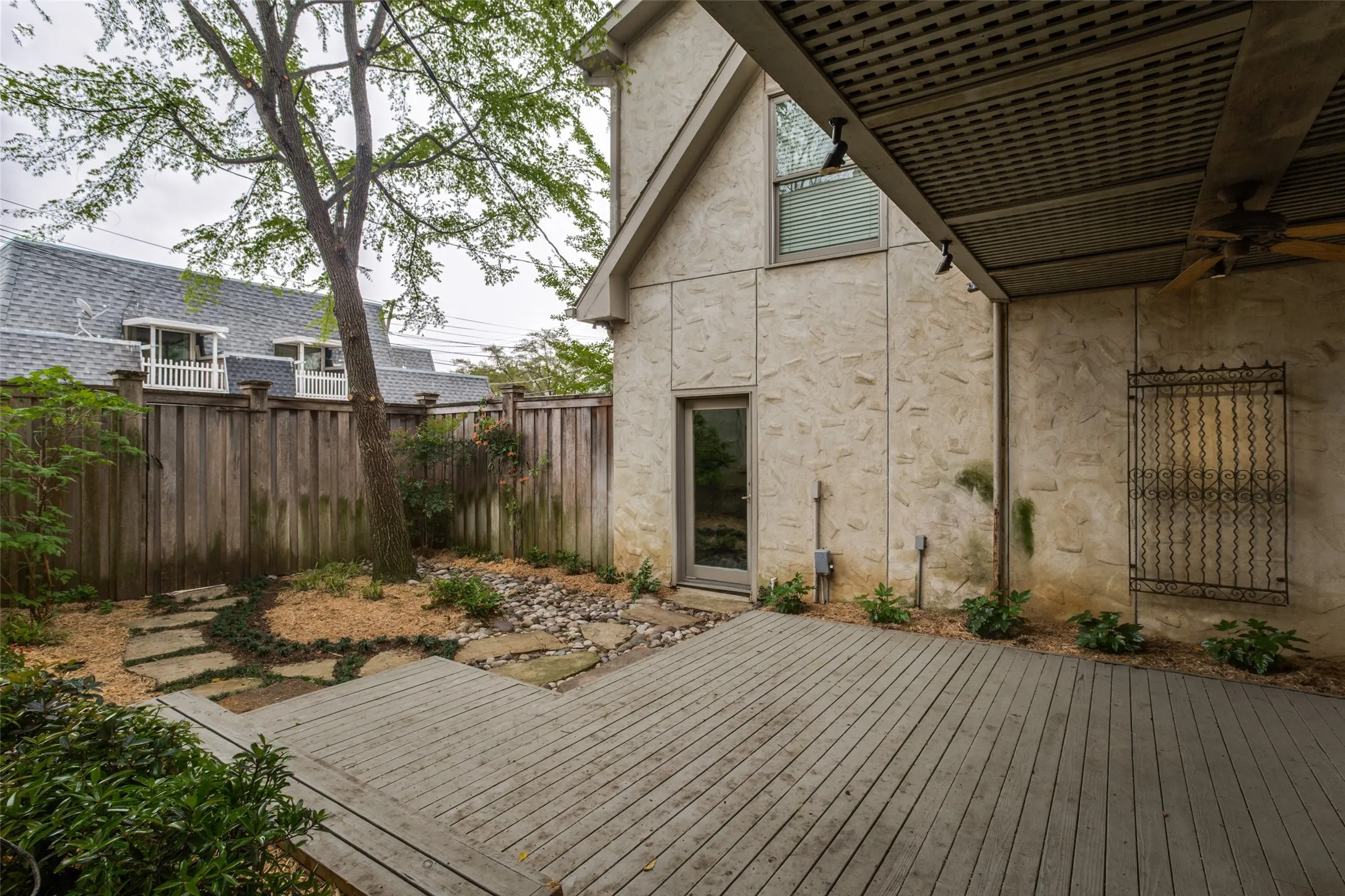 Duplex For Sale in Dallas County , 4111 Normandy Avenue, University Park, Texas 75205, 4 Bedroom, 4 Bathroom, 3 Garage spaces, 0 Sqft, built in 1930, mls#21395881, Real Estate Agent in University Park, Homes For Sale in Dallas county, Homes For Sale in University Park, Realtor in University Park Texas, Real Estate Brokerage Independent Realty Texas, Luminita Cordes Realtor