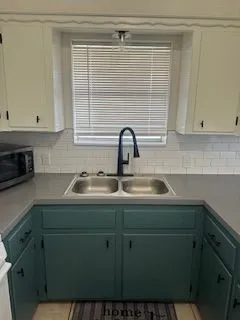 Duplex For Rent in Taylor County , 1412 Washington Boulevard, Abilene, Texas 79601, 1 Bedroom, 1 Bathroom, Garage spaces, 706 Sqft, built in 1958, mls#21395895, Real Estate Agent in Abilene, Homes For Rent in Taylor county, Homes For Rent in Abilene, Realtor in Abilene Texas, Real Estate Brokerage Independent Realty Texas, Luminita Cordes Realtor
