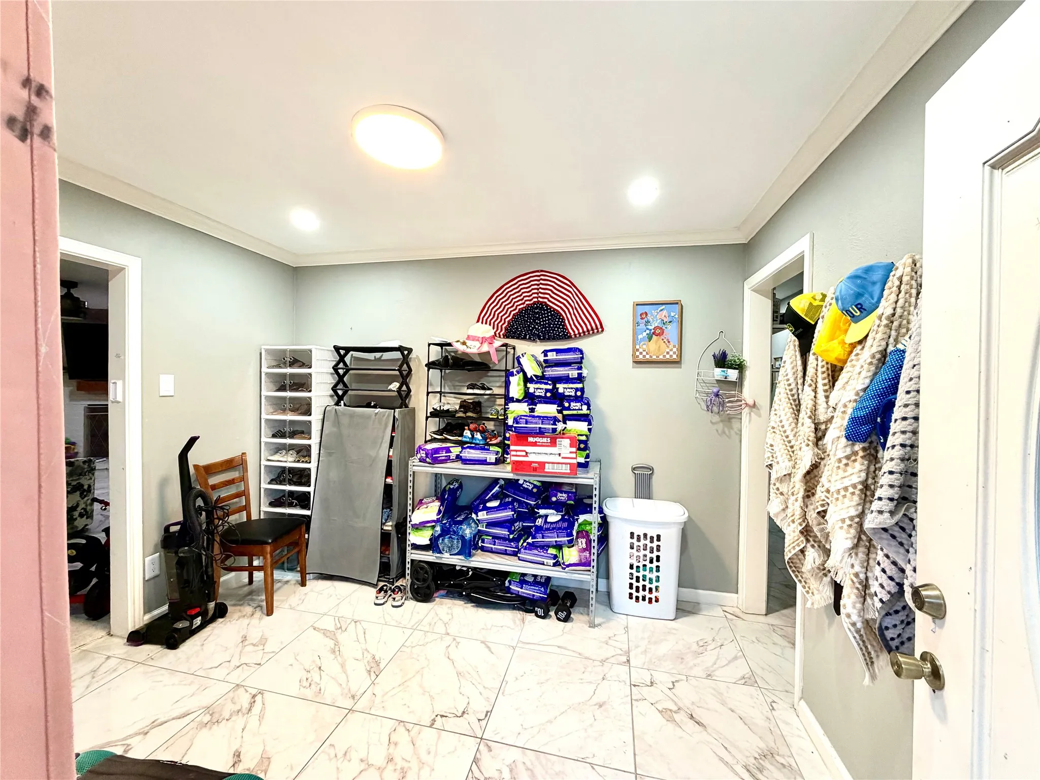 Single Family Residence For Sale in Dallas County , 1209 Rosewood Hills Drive, Garland, Texas 75040, 3 Bedroom, 2 Bathroom, Garage spaces, 1,524 Sqft, built in 1964, mls#21395542, Real Estate Agent in Garland, Homes For Sale in Dallas county, Homes For Sale in Garland, Realtor in Garland Texas, Real Estate Brokerage Independent Realty Texas, Luminita Cordes Realtor