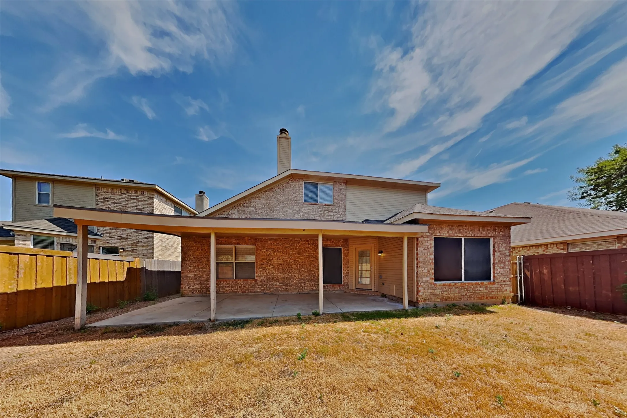 Single Family Residence For Rent in Tarrant County , 637 Crystal Brook Drive, Saginaw, Texas 76179, 4 Bedroom, 3 Bathroom, 2 Garage spaces, 2,095 Sqft, built in 1999, mls#21395897, Real Estate Agent in Saginaw, Homes For Rent in Tarrant county, Homes For Rent in Saginaw, Realtor in Saginaw Texas, Real Estate Brokerage Independent Realty Texas, Luminita Cordes Realtor