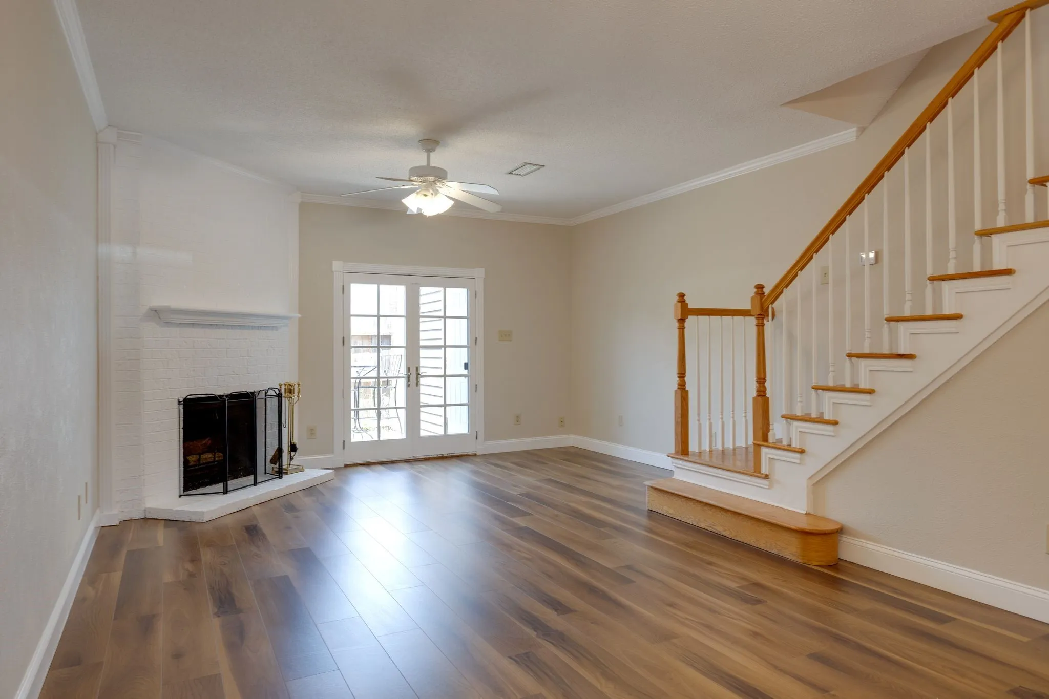 Condominium For Rent in Dallas County , 234 Samuel Boulevard P6, Coppell, Texas 75019, 2 Bedroom, 2 Bathroom, Garage spaces, 1,188 Sqft, built in 1984, mls#21392353, Real Estate Agent in Coppell, Homes For Rent in Dallas county, Homes For Rent in Coppell, Realtor in Coppell Texas, Real Estate Brokerage Independent Realty Texas, Luminita Cordes Realtor