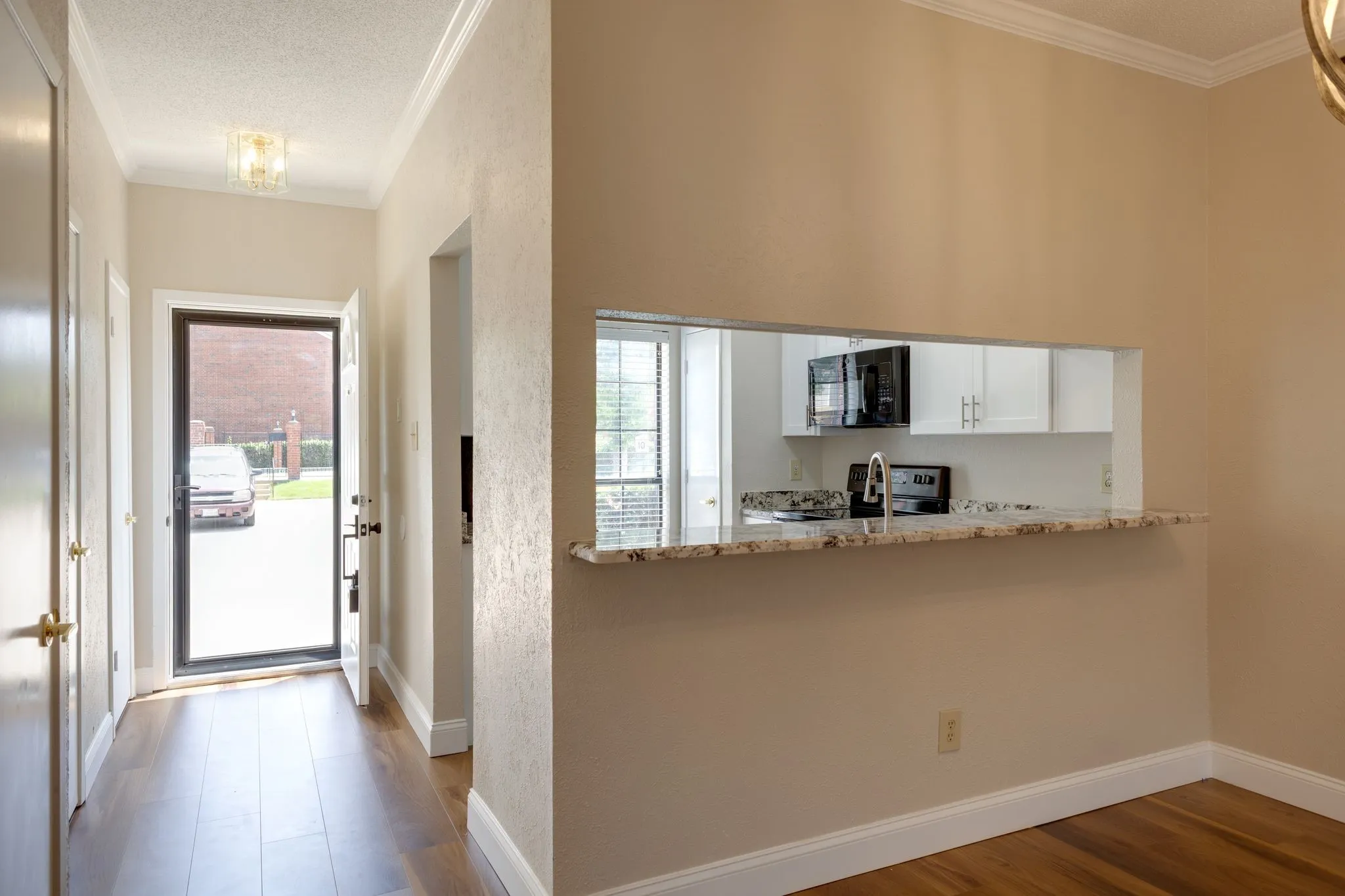 Condominium For Rent in Dallas County , 234 Samuel Boulevard P6, Coppell, Texas 75019, 2 Bedroom, 2 Bathroom, Garage spaces, 1,188 Sqft, built in 1984, mls#21392353, Real Estate Agent in Coppell, Homes For Rent in Dallas county, Homes For Rent in Coppell, Realtor in Coppell Texas, Real Estate Brokerage Independent Realty Texas, Luminita Cordes Realtor