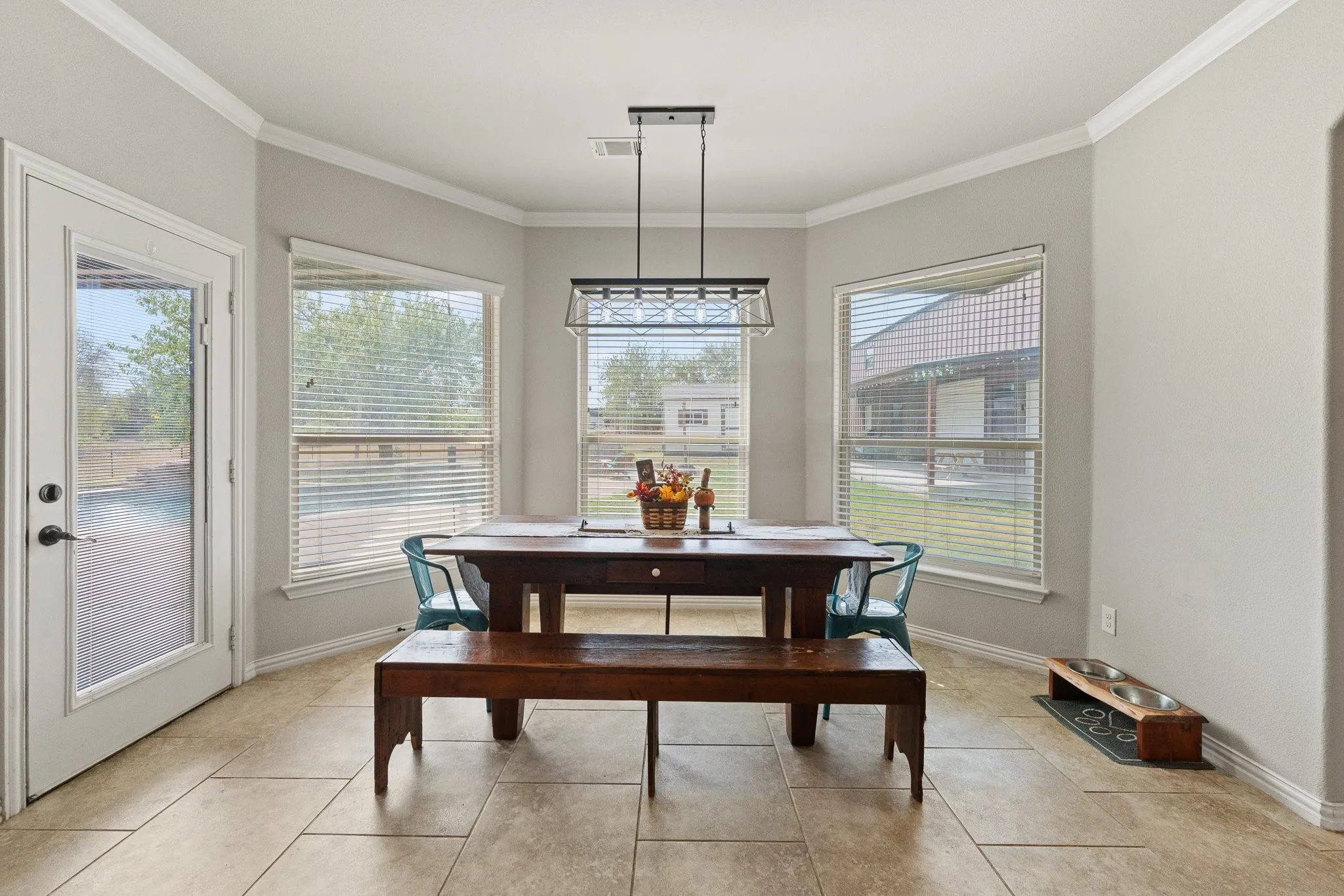 Single Family Residence For Sale in Johnson County , 2533 Lime Court, Burleson, Texas 76028, 4 Bedroom, 3 Bathroom, 2 Garage spaces, 2,447 Sqft, built in 2018, mls#21393356, Real Estate Agent in Burleson, Homes For Sale in Johnson county, Homes For Sale in Burleson, Realtor in Burleson Texas, Real Estate Brokerage Independent Realty Texas, Luminita Cordes Realtor