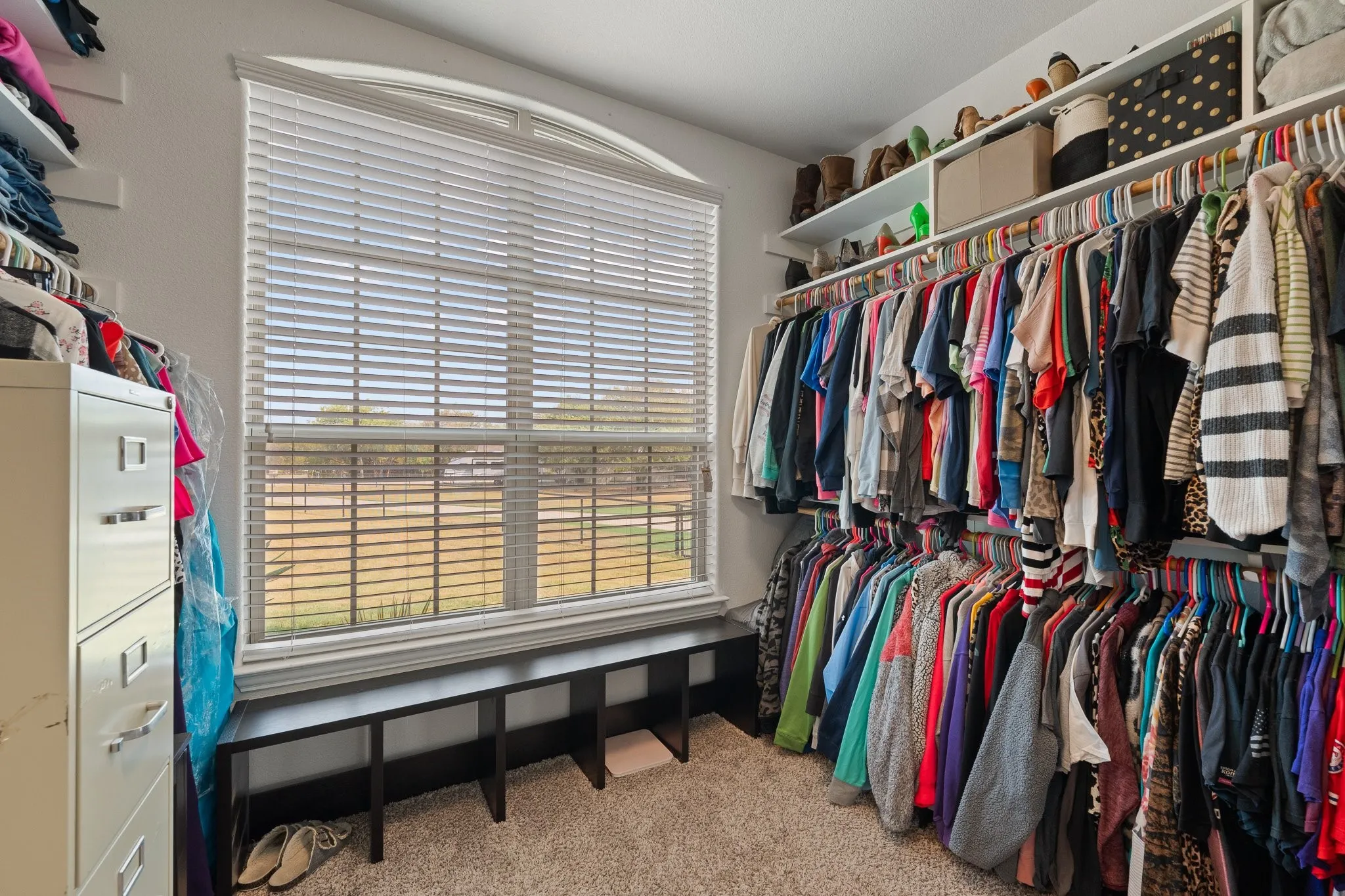 Single Family Residence For Sale in Johnson County , 2533 Lime Court, Burleson, Texas 76028, 4 Bedroom, 3 Bathroom, 2 Garage spaces, 2,447 Sqft, built in 2018, mls#21393356, Real Estate Agent in Burleson, Homes For Sale in Johnson county, Homes For Sale in Burleson, Realtor in Burleson Texas, Real Estate Brokerage Independent Realty Texas, Luminita Cordes Realtor