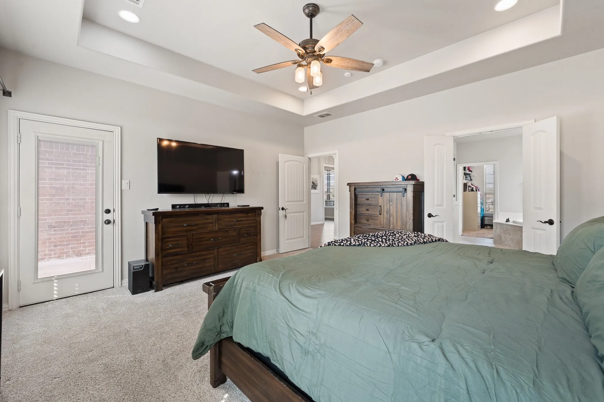 Single Family Residence For Sale in Johnson County , 2533 Lime Court, Burleson, Texas 76028, 4 Bedroom, 3 Bathroom, 2 Garage spaces, 2,447 Sqft, built in 2018, mls#21393356, Real Estate Agent in Burleson, Homes For Sale in Johnson county, Homes For Sale in Burleson, Realtor in Burleson Texas, Real Estate Brokerage Independent Realty Texas, Luminita Cordes Realtor