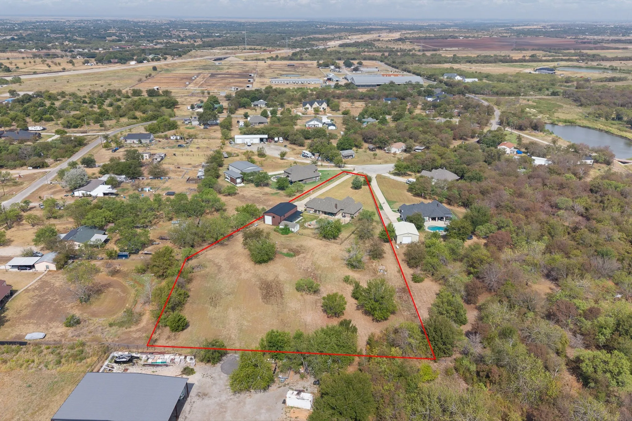 Single Family Residence For Sale in Johnson County , 2533 Lime Court, Burleson, Texas 76028, 4 Bedroom, 3 Bathroom, 2 Garage spaces, 2,447 Sqft, built in 2018, mls#21393356, Real Estate Agent in Burleson, Homes For Sale in Johnson county, Homes For Sale in Burleson, Realtor in Burleson Texas, Real Estate Brokerage Independent Realty Texas, Luminita Cordes Realtor