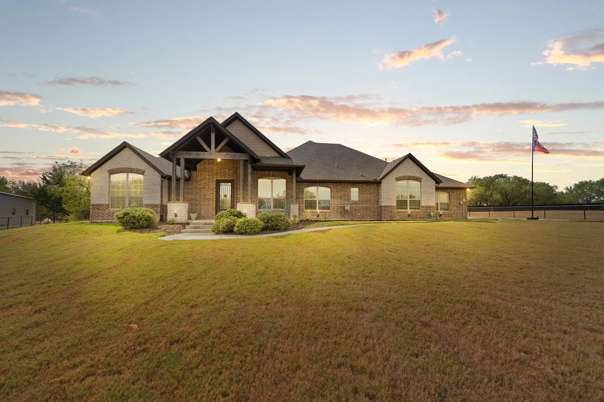 Single Family Residence For Sale