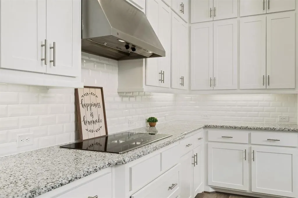 Single Family Residence For Rent in Collin County , 6305 Smithwick, Mc Kinney, Texas 75070, 3 Bedroom, 3 Bathroom, 2 Garage spaces, 2,730 Sqft, built in 2017, mls#21395865, Real Estate Agent in Mc Kinney, Homes For Rent in Collin county, Homes For Rent in Mc Kinney, Realtor in Mc Kinney Texas, Real Estate Brokerage Independent Realty Texas, Luminita Cordes Realtor