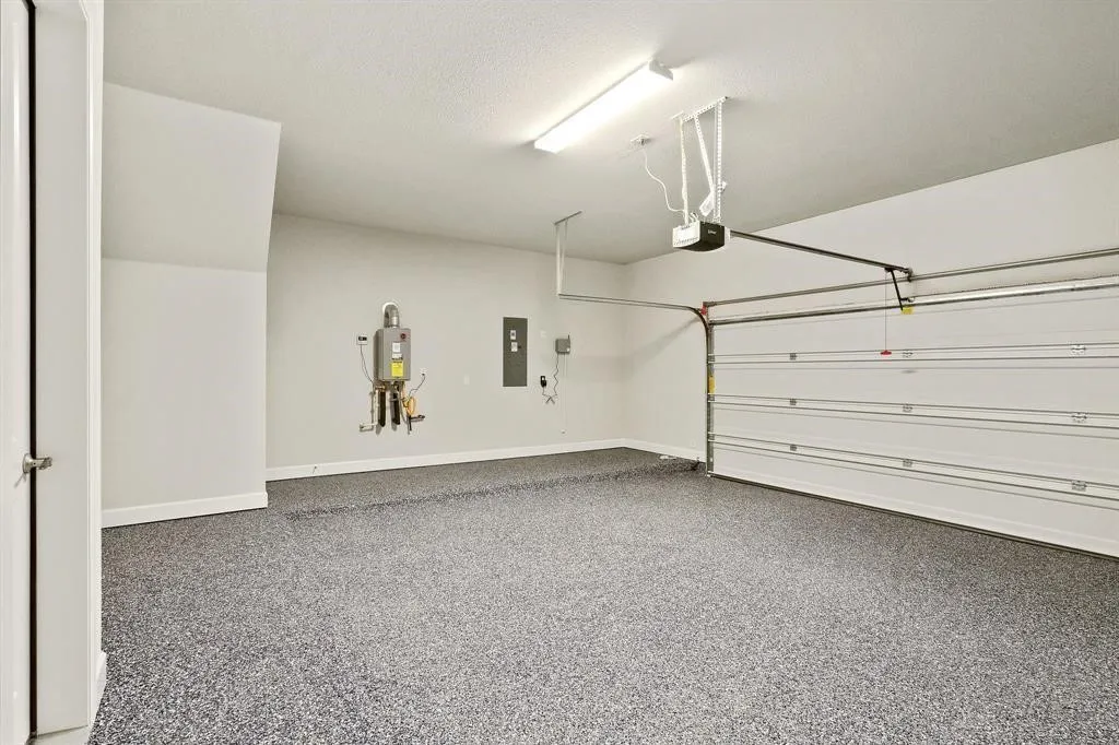2.5 car garage