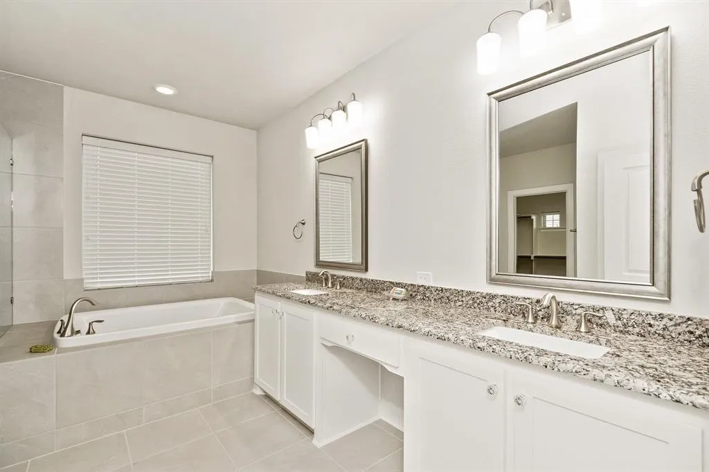 Single Family Residence For Rent in Collin County , 6305 Smithwick, Mc Kinney, Texas 75070, 3 Bedroom, 3 Bathroom, 2 Garage spaces, 2,730 Sqft, built in 2017, mls#21395865, Real Estate Agent in Mc Kinney, Homes For Rent in Collin county, Homes For Rent in Mc Kinney, Realtor in Mc Kinney Texas, Real Estate Brokerage Independent Realty Texas, Luminita Cordes Realtor