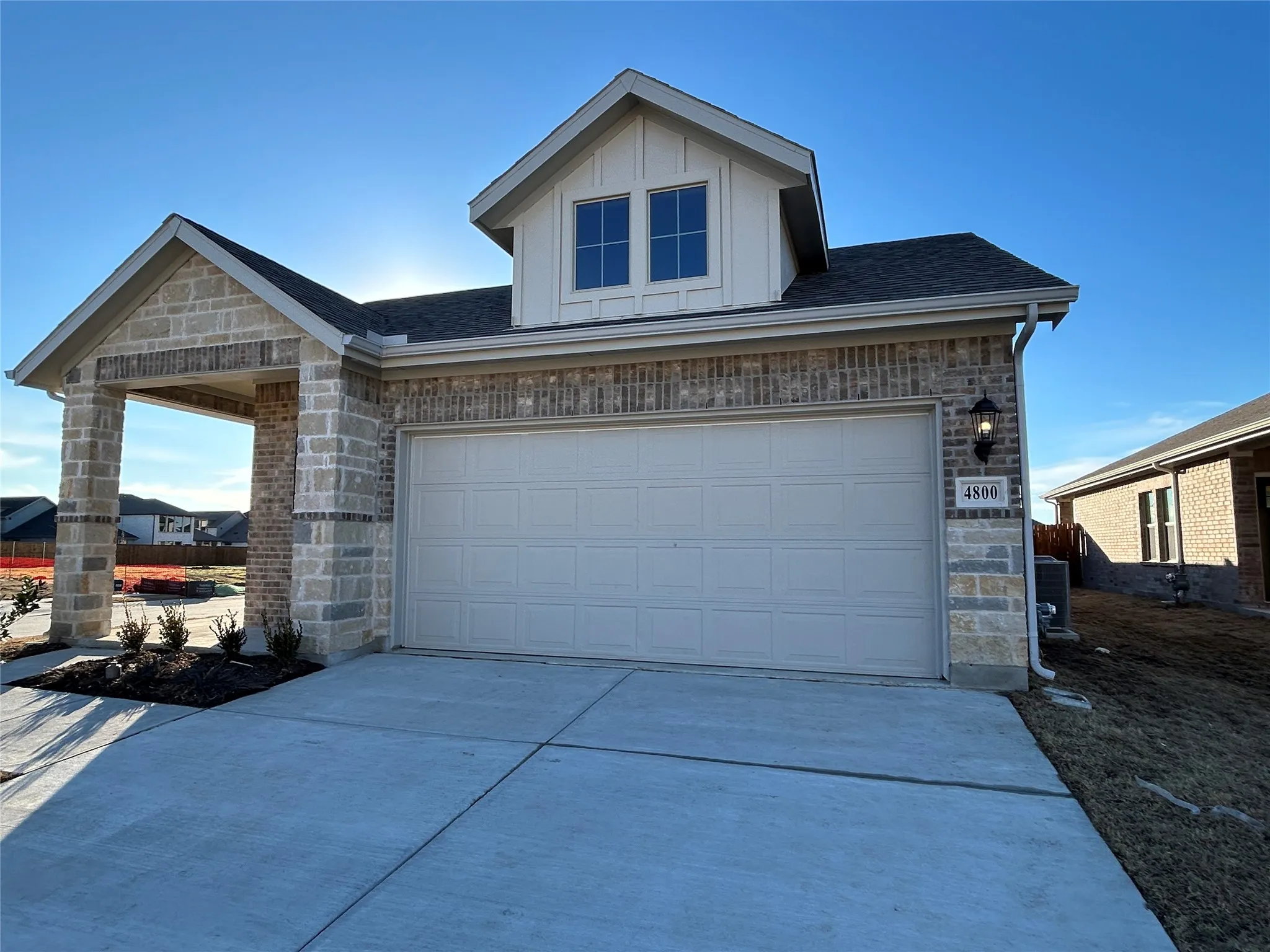 Single Family Residence For Rent