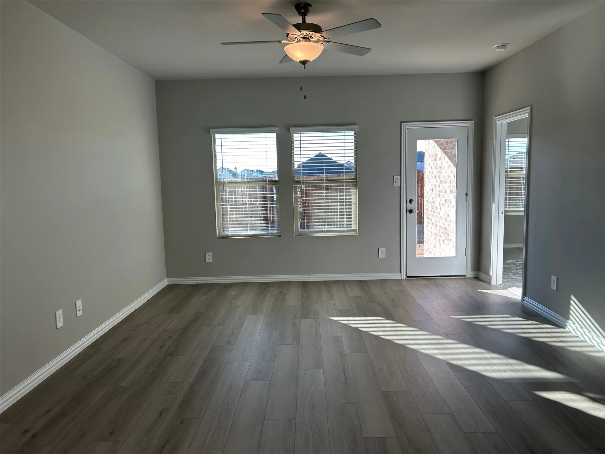 Single Family Residence For Rent in Collin County , 4800 Everly Court, Princeton, Texas 75071, 3 Bedroom, 2 Bathroom, 2 Garage spaces, 1,552 Sqft, built in 2024, mls#21394897, Real Estate Agent in Princeton, Homes For Rent in Collin county, Homes For Rent in Princeton, Realtor in Princeton Texas, Real Estate Brokerage Independent Realty Texas, Luminita Cordes Realtor