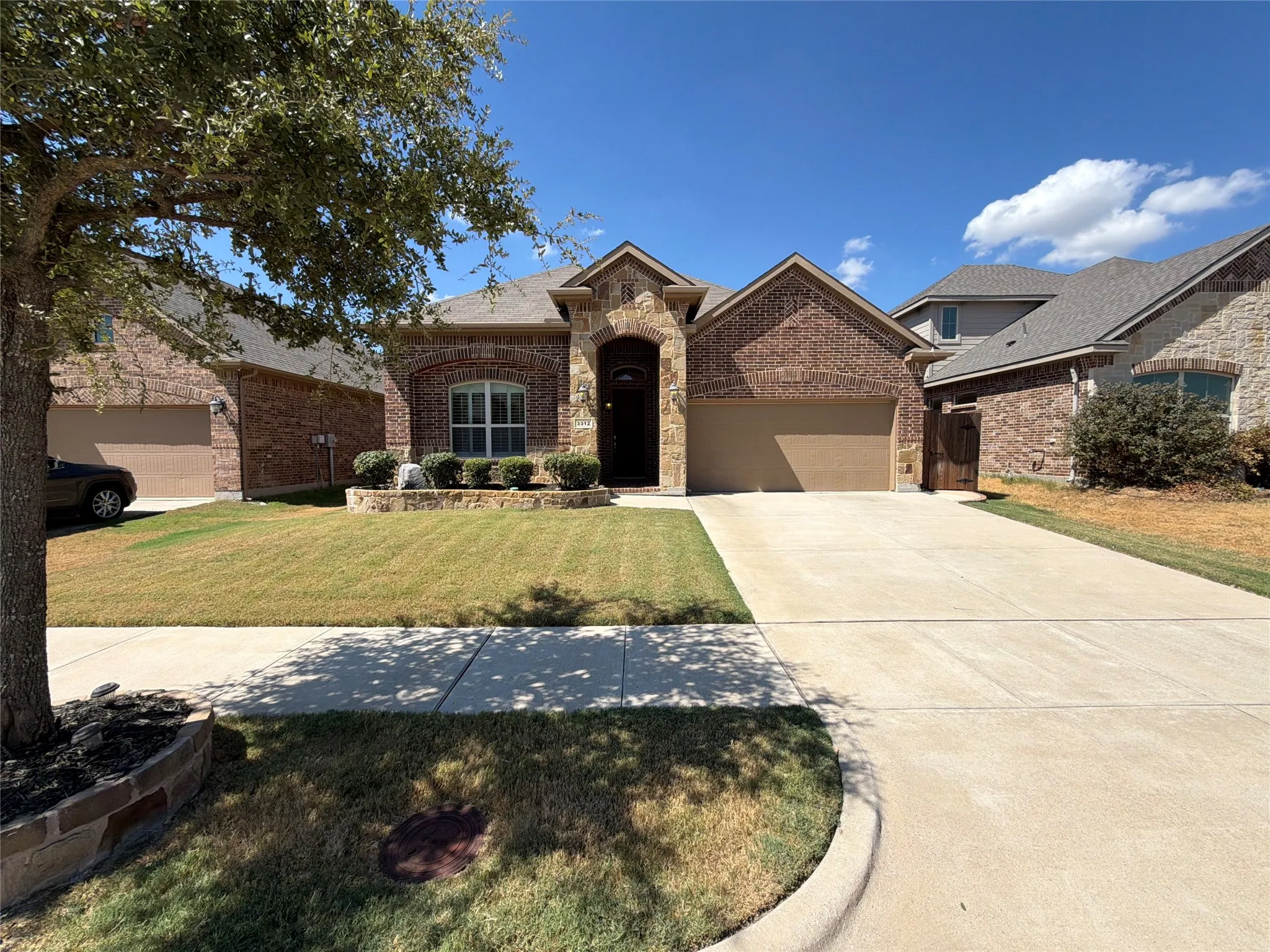 Single Family Residence For Sale in Denton County , 3912 Gennaker Drive, Denton, Texas 76210, 3 Bedroom, 2 Bathroom, 2 Garage spaces, 2,040 Sqft, built in 2016, mls#21395904, Real Estate Agent in Denton, Homes For Sale in Denton county, Homes For Sale in Denton, Realtor in Denton Texas, Real Estate Brokerage Independent Realty Texas, Luminita Cordes Realtor