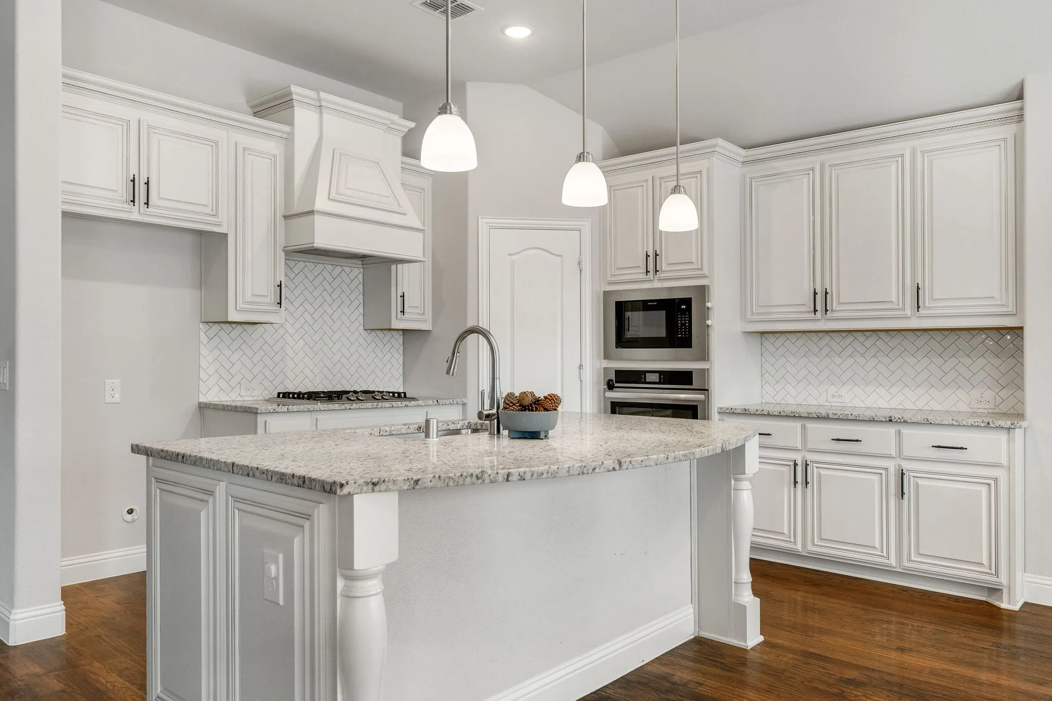 Single Family Residence For Sale in Collin County , 521 Birch Grove Drive, Wylie, Texas 75098, 4 Bedroom, 3 Bathroom, 2 Garage spaces, 3,285 Sqft, built in 2022, mls#21395885, Real Estate Agent in Wylie, Homes For Sale in Collin county, Homes For Sale in Wylie, Realtor in Wylie Texas, Real Estate Brokerage Independent Realty Texas, Luminita Cordes Realtor