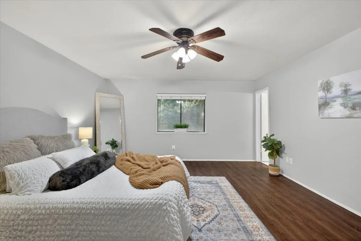 Single Family Residence For Sale in Tarrant County , 6506 Blackberry Drive, Arlington, Texas 76016, 3 Bedroom, 2 Bathroom, 2 Garage spaces, 1,709 Sqft, built in 1979, mls#21395045, Real Estate Agent in Arlington, Homes For Sale in Tarrant county, Homes For Sale in Arlington, Realtor in Arlington Texas, Real Estate Brokerage Independent Realty Texas, Luminita Cordes Realtor