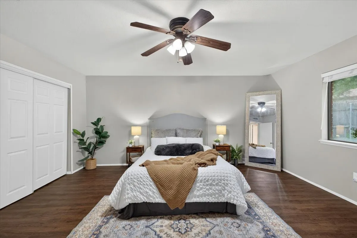 Single Family Residence For Sale in Tarrant County , 6506 Blackberry Drive, Arlington, Texas 76016, 3 Bedroom, 2 Bathroom, 2 Garage spaces, 1,709 Sqft, built in 1979, mls#21395045, Real Estate Agent in Arlington, Homes For Sale in Tarrant county, Homes For Sale in Arlington, Realtor in Arlington Texas, Real Estate Brokerage Independent Realty Texas, Luminita Cordes Realtor