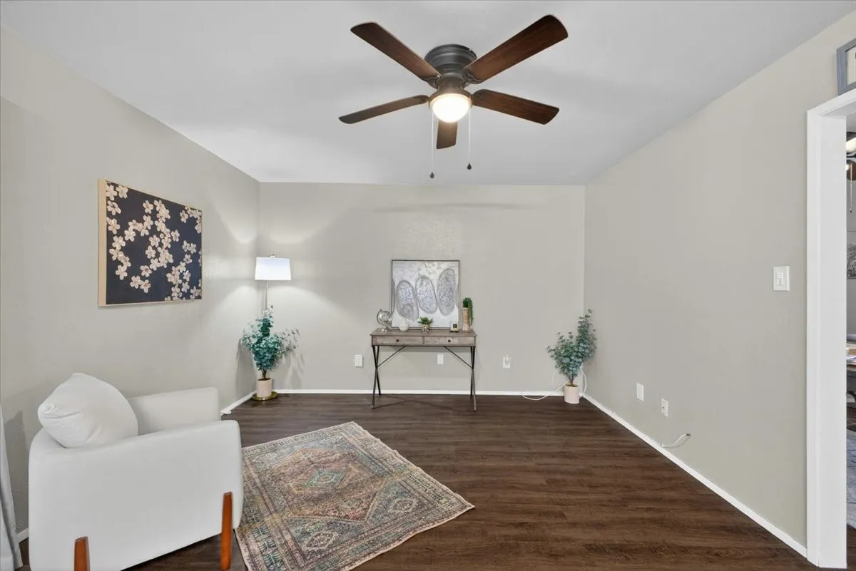 Single Family Residence For Sale in Tarrant County , 6506 Blackberry Drive, Arlington, Texas 76016, 3 Bedroom, 2 Bathroom, 2 Garage spaces, 1,709 Sqft, built in 1979, mls#21395045, Real Estate Agent in Arlington, Homes For Sale in Tarrant county, Homes For Sale in Arlington, Realtor in Arlington Texas, Real Estate Brokerage Independent Realty Texas, Luminita Cordes Realtor