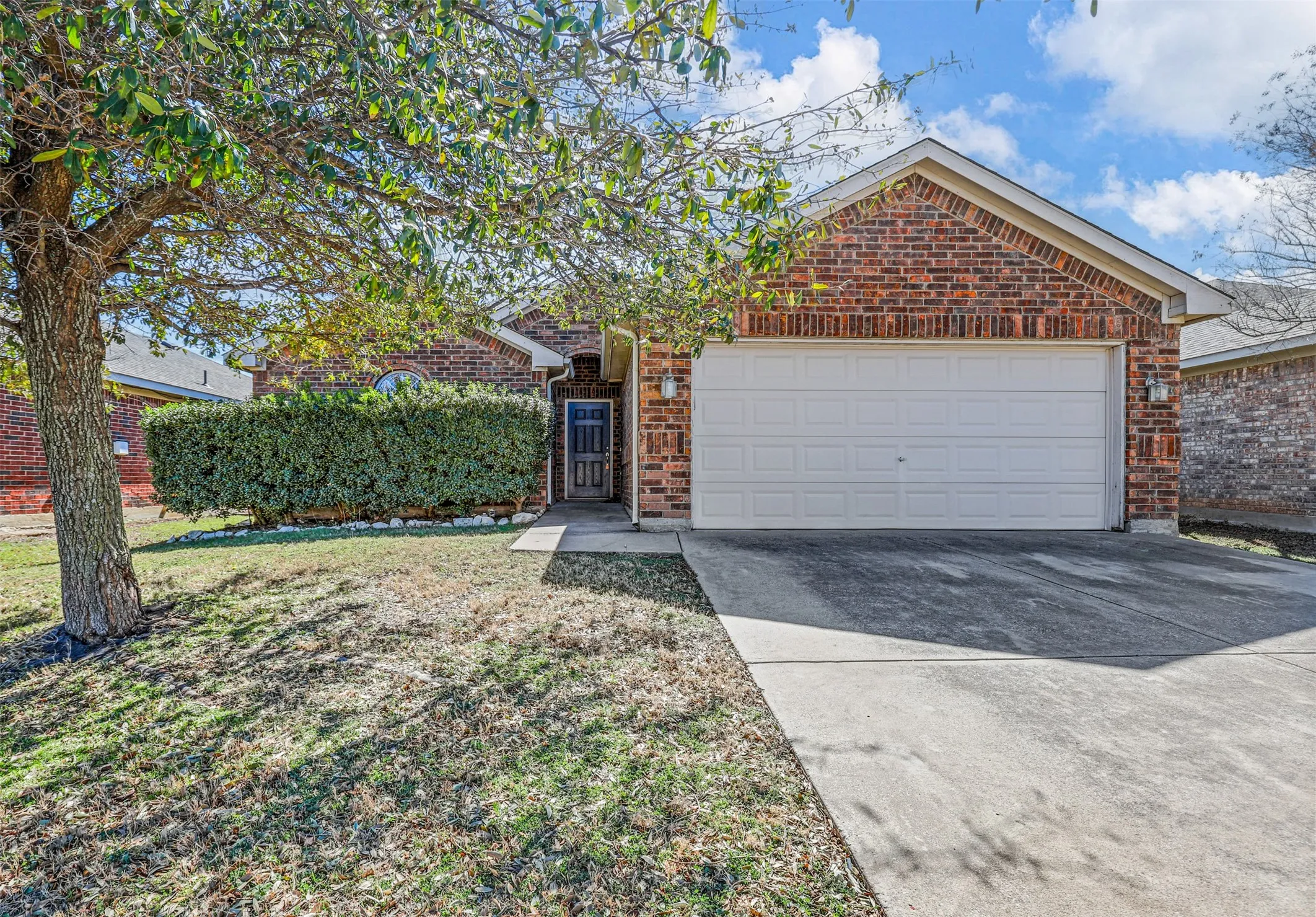 Single Family Residence For Rent