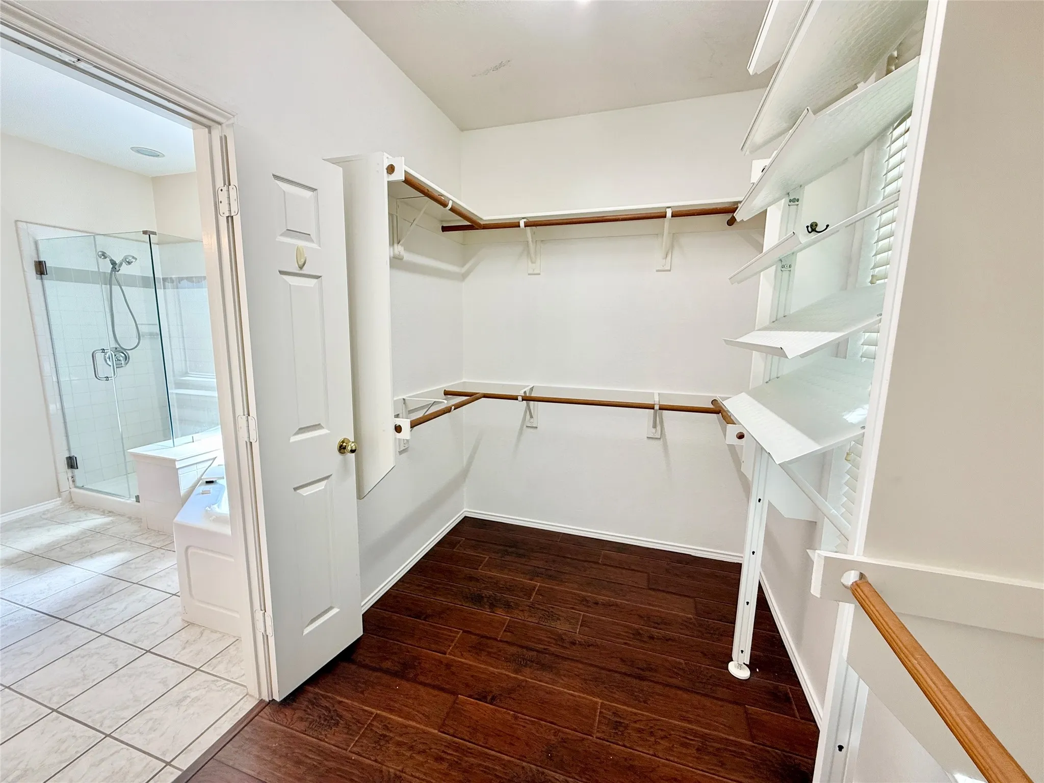 Single Family Residence For Rent in Denton County , 5828 Southmoor Lane, The Colony, Texas 75056, 4 Bedroom, 3 Bathroom, 2 Garage spaces, 2,849 Sqft, built in 2000, mls#21395915, Real Estate Agent in The Colony, Homes For Rent in Denton county, Homes For Rent in The Colony, Realtor in The Colony Texas, Real Estate Brokerage Independent Realty Texas, Luminita Cordes Realtor
