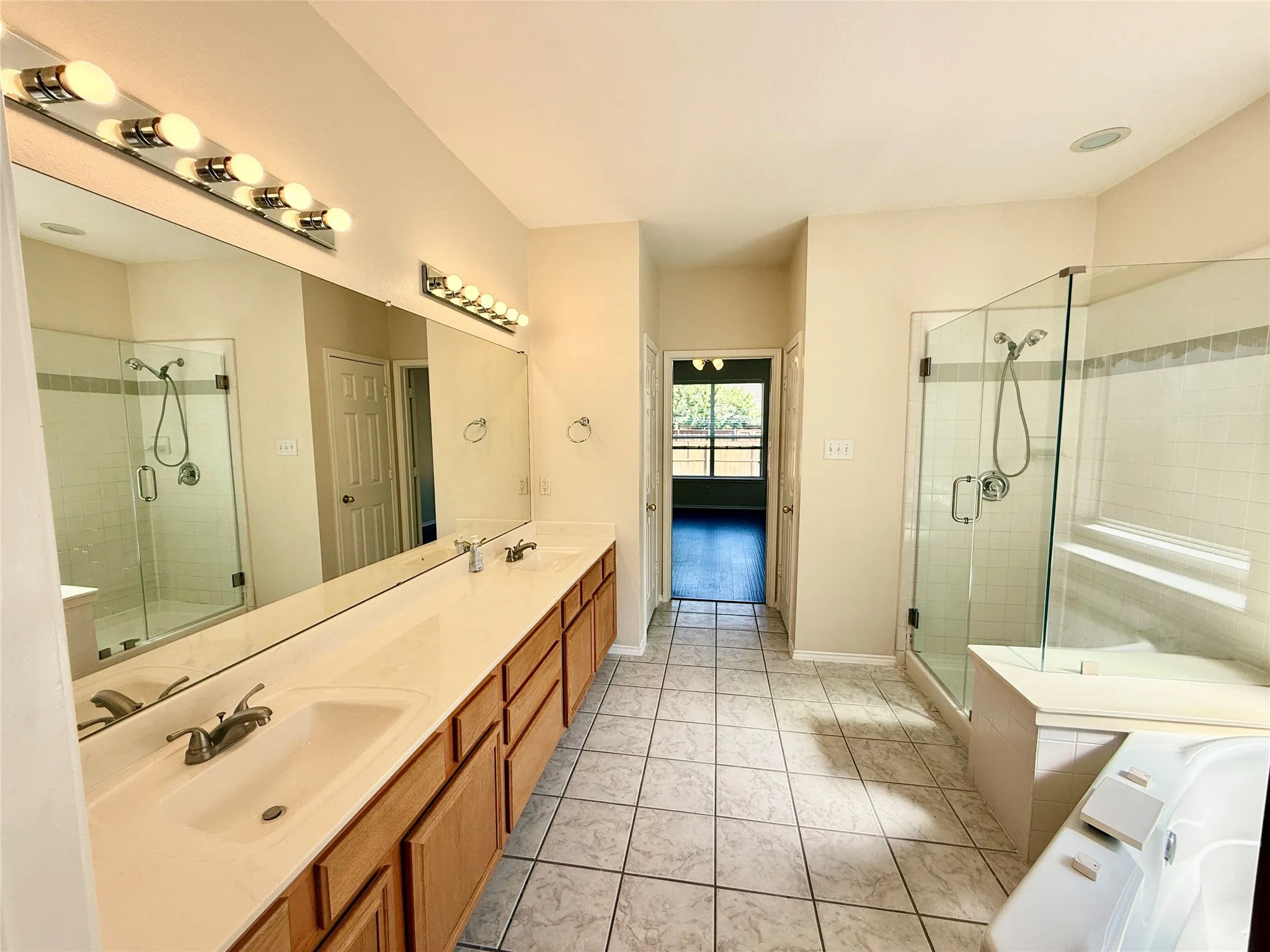 Single Family Residence For Rent in Denton County , 5828 Southmoor Lane, The Colony, Texas 75056, 4 Bedroom, 3 Bathroom, 2 Garage spaces, 2,849 Sqft, built in 2000, mls#21395915, Real Estate Agent in The Colony, Homes For Rent in Denton county, Homes For Rent in The Colony, Realtor in The Colony Texas, Real Estate Brokerage Independent Realty Texas, Luminita Cordes Realtor