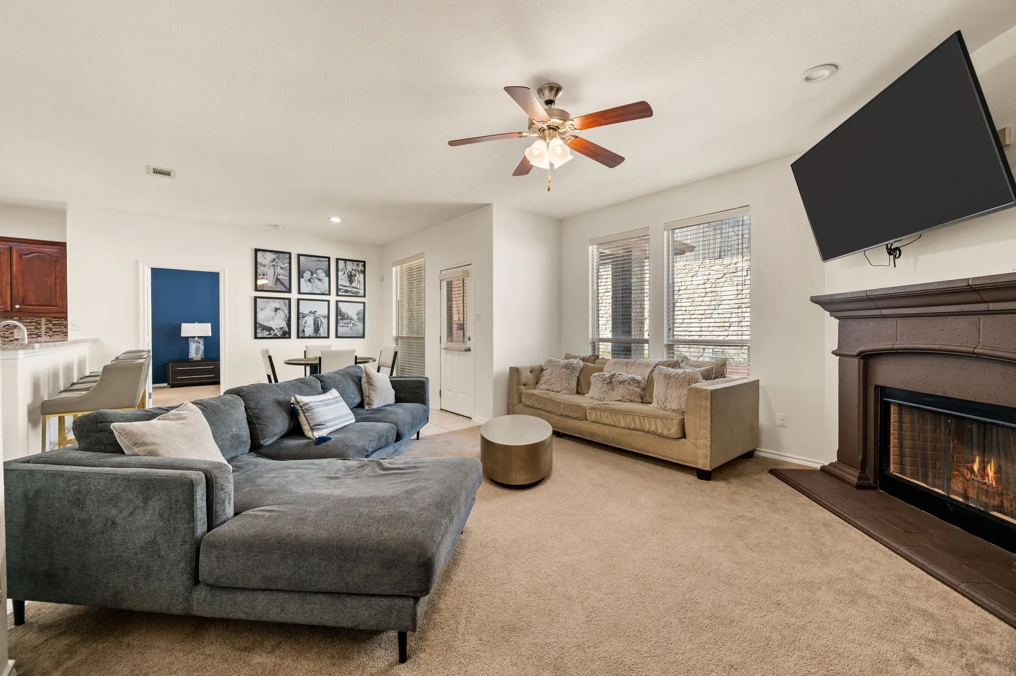 Single Family Residence For Sale in Dallas County , 8255 Clarksprings Drive, Dallas, Texas 75236, 3 Bedroom, 2 Bathroom, 2 Garage spaces, 1,864 Sqft, built in 2012, mls#21395646, Real Estate Agent in Dallas, Homes For Sale in Dallas county, Homes For Sale in Dallas, Realtor in Dallas Texas, Real Estate Brokerage Independent Realty Texas, Luminita Cordes Realtor