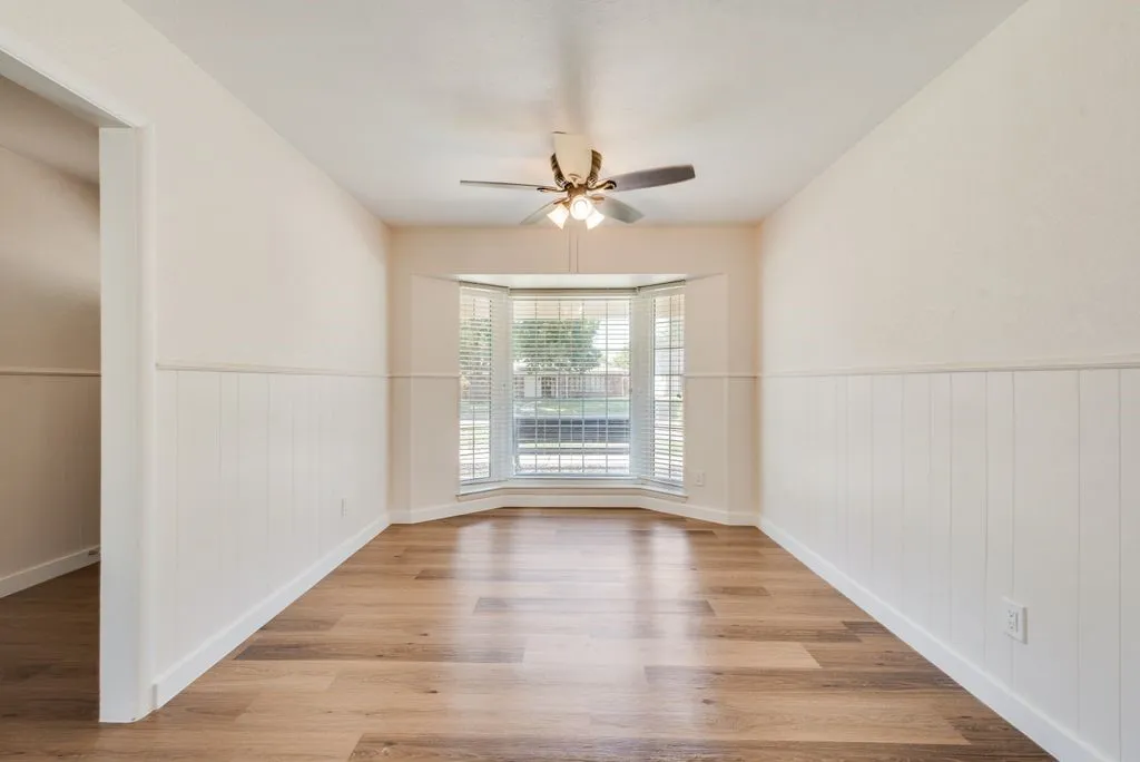 Single Family Residence For Rent in Dallas County , 2833 Linden Lea, Irving, Texas 75061, 3 Bedroom, 2 Bathroom, 2 Garage spaces, 1,518 Sqft, built in 1962, mls#21362788, Real Estate Agent in Irving, Homes For Rent in Dallas county, Homes For Rent in Irving, Realtor in Irving Texas, Real Estate Brokerage Independent Realty Texas, Luminita Cordes Realtor