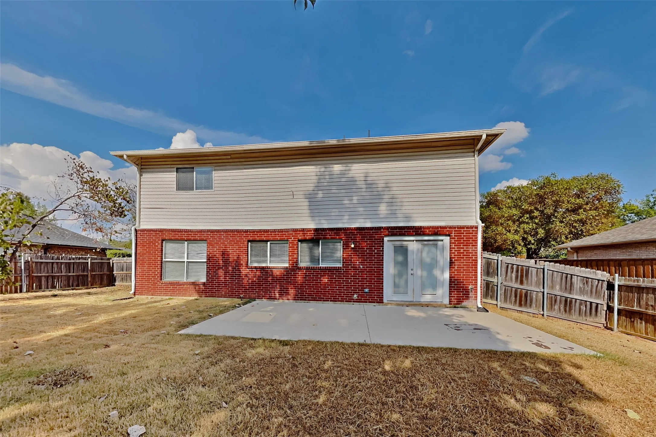 Single Family Residence For Rent in Denton County , 2031 Yellowstone Lane, Corinth, Texas 76210, 4 Bedroom, 3 Bathroom, 2 Garage spaces, 2,135 Sqft, built in 1998, mls#21395917, Real Estate Agent in Corinth, Homes For Rent in Denton county, Homes For Rent in Corinth, Realtor in Corinth Texas, Real Estate Brokerage Independent Realty Texas, Luminita Cordes Realtor
