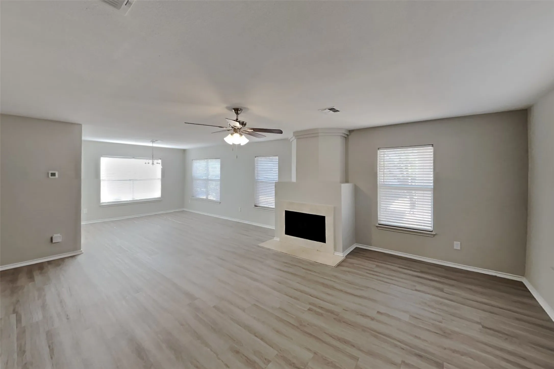 Single Family Residence For Rent in Denton County , 2031 Yellowstone Lane, Corinth, Texas 76210, 4 Bedroom, 3 Bathroom, 2 Garage spaces, 2,135 Sqft, built in 1998, mls#21395917, Real Estate Agent in Corinth, Homes For Rent in Denton county, Homes For Rent in Corinth, Realtor in Corinth Texas, Real Estate Brokerage Independent Realty Texas, Luminita Cordes Realtor