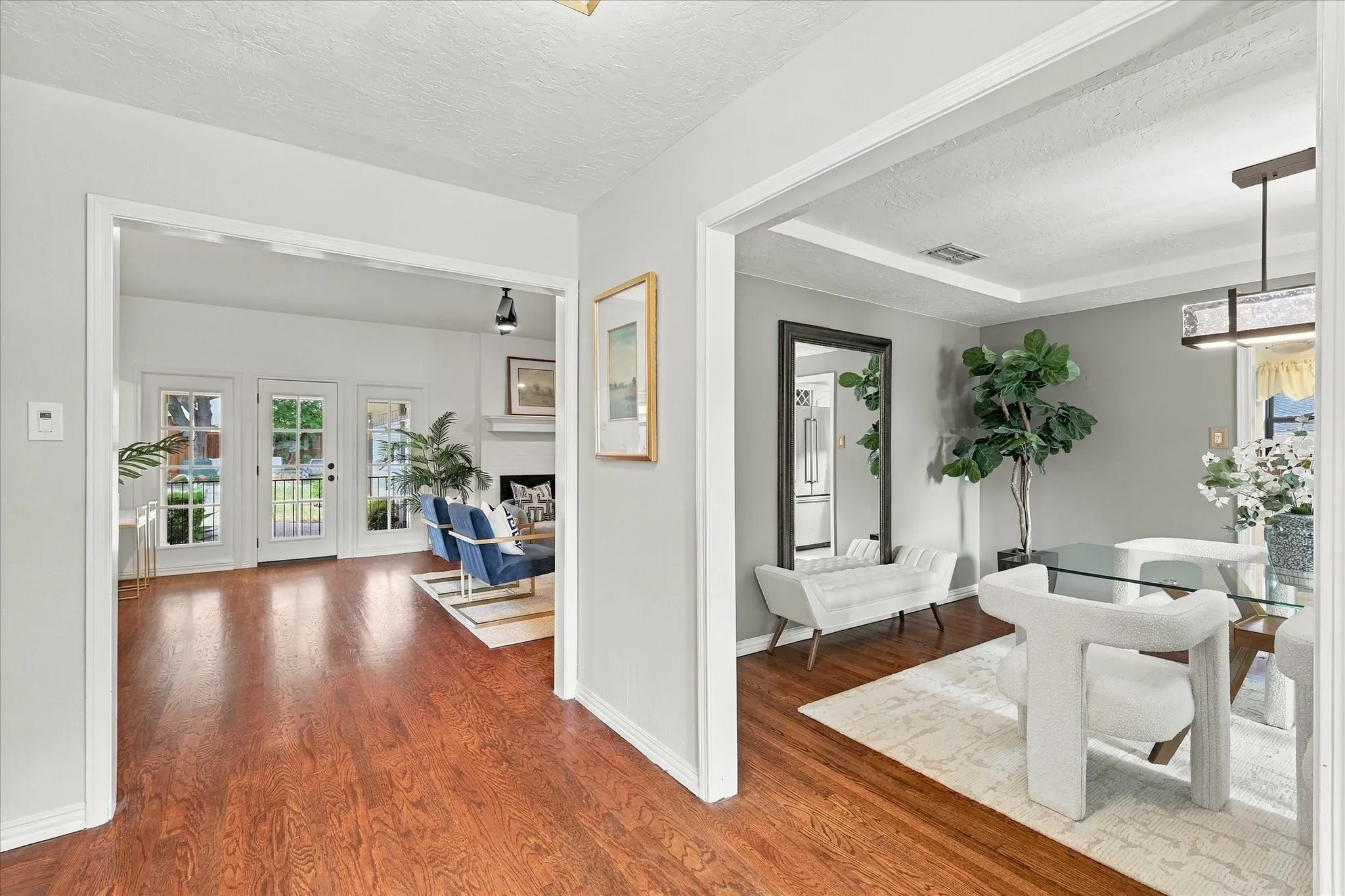 Single Family Residence For Sale in Tarrant County , 5104 Blue Sage Road, Fort Worth, Texas 76132, 4 Bedroom, 3 Bathroom, 2 Garage spaces, 2,517 Sqft, built in 1975, mls#21395042, Real Estate Agent in Fort Worth, Homes For Sale in Tarrant county, Homes For Sale in Fort Worth, Realtor in Fort Worth Texas, Real Estate Brokerage Independent Realty Texas, Luminita Cordes Realtor