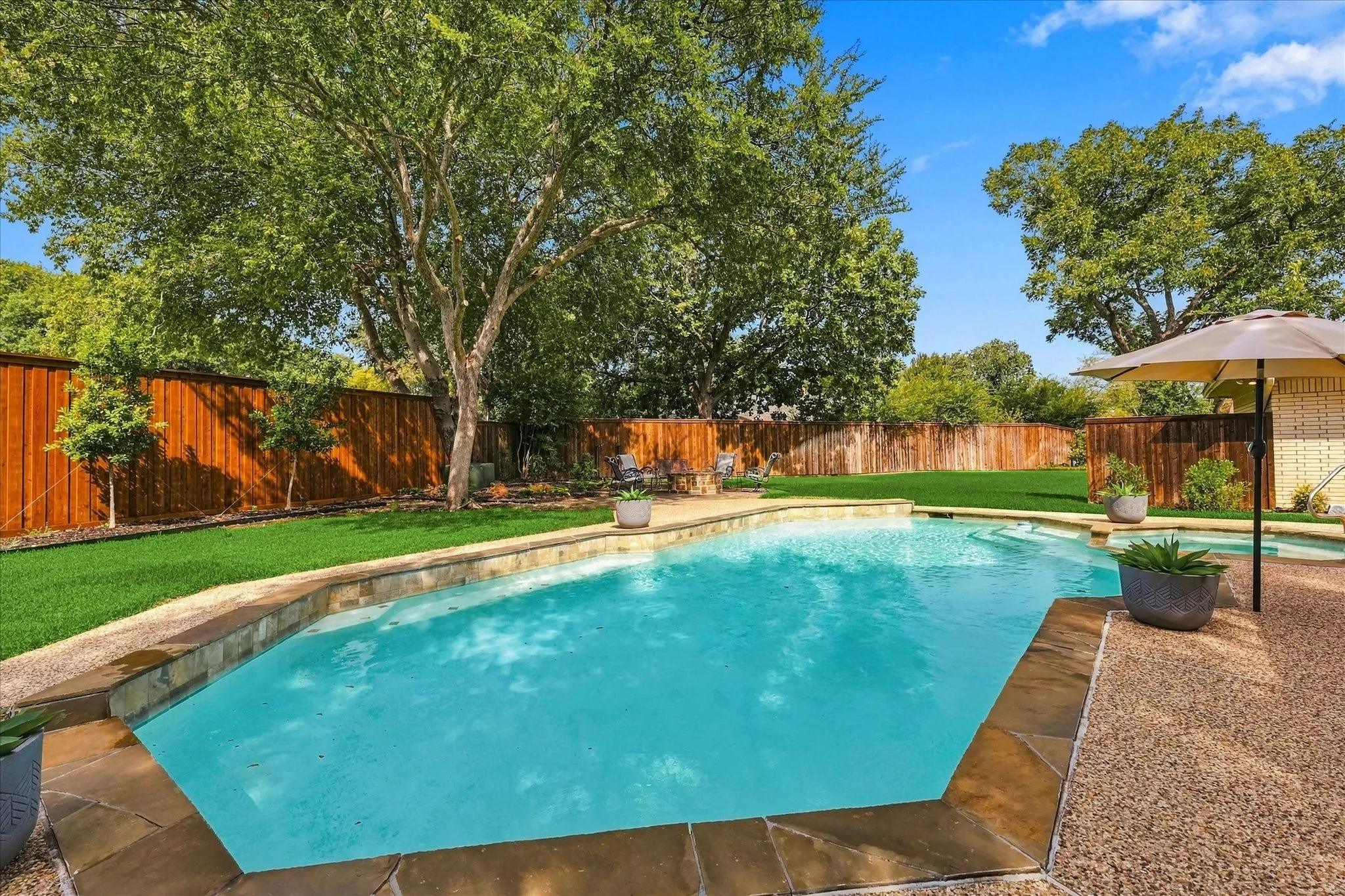 Single Family Residence For Sale in Tarrant County , 5104 Blue Sage Road, Fort Worth, Texas 76132, 4 Bedroom, 3 Bathroom, 2 Garage spaces, 2,517 Sqft, built in 1975, mls#21395042, Real Estate Agent in Fort Worth, Homes For Sale in Tarrant county, Homes For Sale in Fort Worth, Realtor in Fort Worth Texas, Real Estate Brokerage Independent Realty Texas, Luminita Cordes Realtor