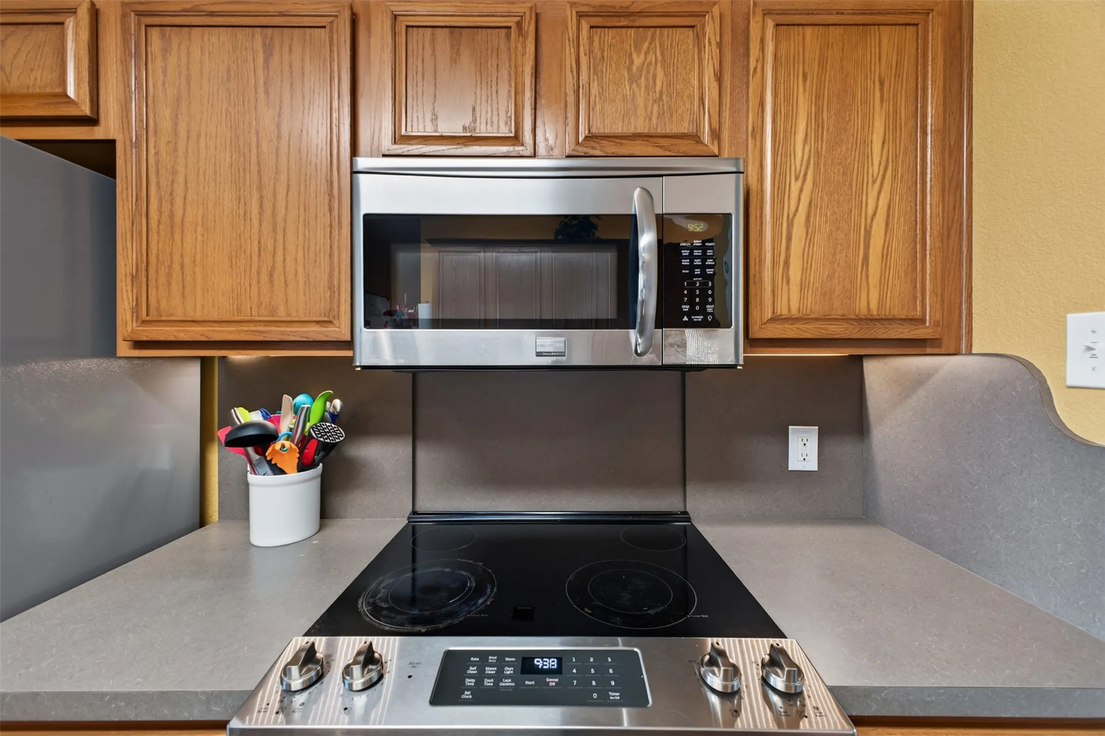 Single Family Residence For Sale in Ellis County , 304 Daisy Road, Midlothian, Texas 76065, 3 Bedroom, 2 Bathroom, 2 Garage spaces, 1,407 Sqft, built in 2005, mls#21392763, Real Estate Agent in Midlothian, Homes For Sale in Ellis county, Homes For Sale in Midlothian, Realtor in Midlothian Texas, Real Estate Brokerage Independent Realty Texas, Luminita Cordes Realtor