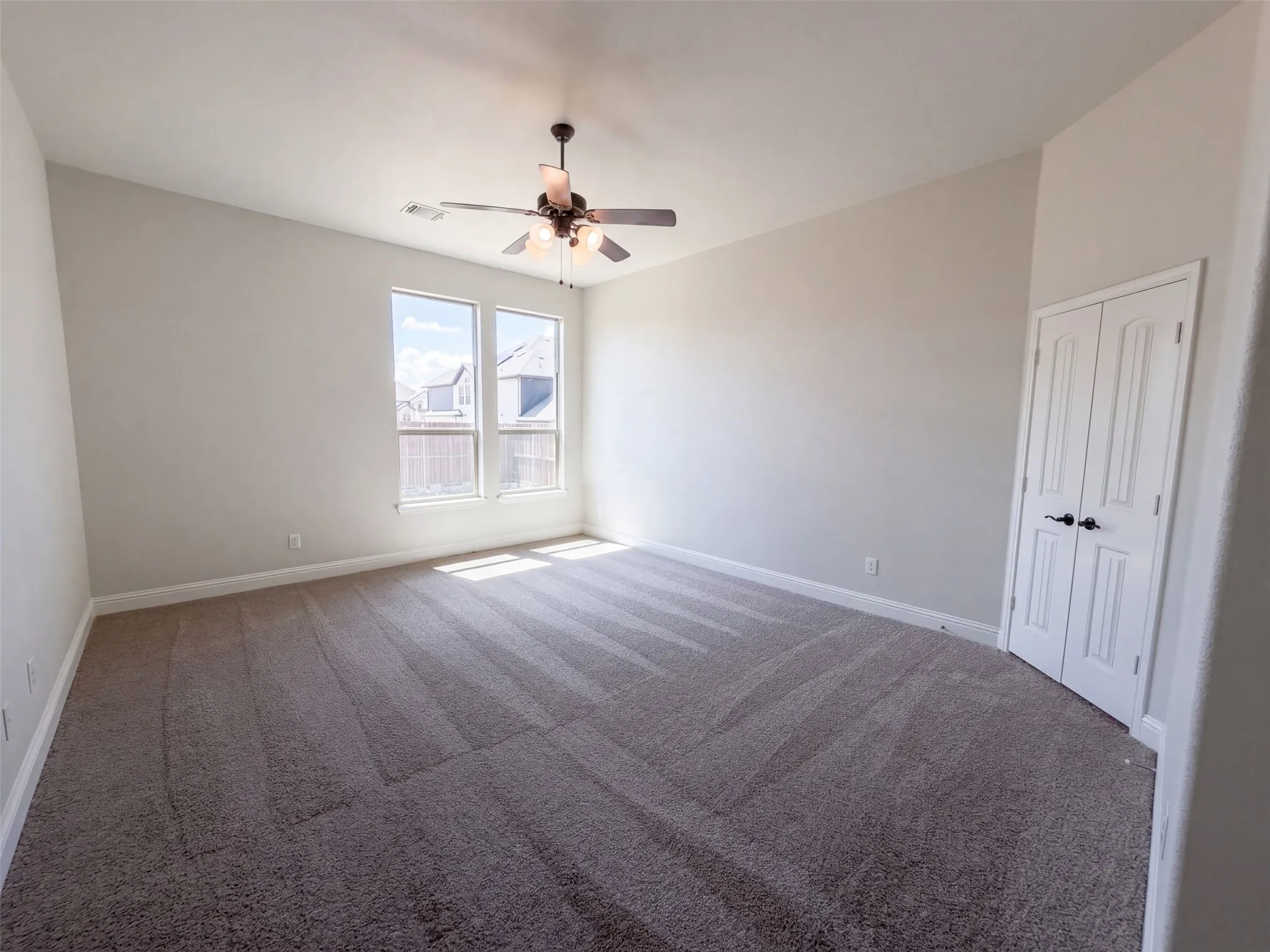 Single Family Residence For Sale in Ellis County , 130 Red Pine Drive, Red Oak, Texas 75154, 4 Bedroom, 2 Bathroom, 2 Garage spaces, 2,240 Sqft, built in 2017, mls#21395933, Real Estate Agent in Red Oak, Homes For Sale in Ellis county, Homes For Sale in Red Oak, Realtor in Red Oak Texas, Real Estate Brokerage Independent Realty Texas, Luminita Cordes Realtor