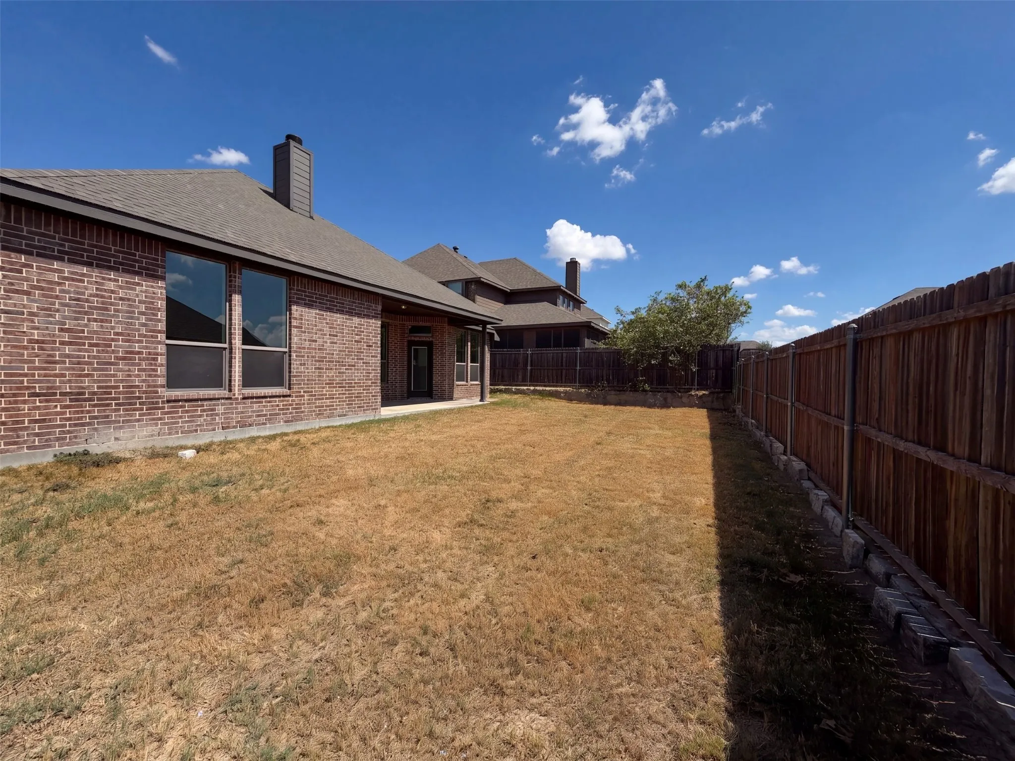 Single Family Residence For Sale in Ellis County , 130 Red Pine Drive, Red Oak, Texas 75154, 4 Bedroom, 2 Bathroom, 2 Garage spaces, 2,240 Sqft, built in 2017, mls#21395933, Real Estate Agent in Red Oak, Homes For Sale in Ellis county, Homes For Sale in Red Oak, Realtor in Red Oak Texas, Real Estate Brokerage Independent Realty Texas, Luminita Cordes Realtor