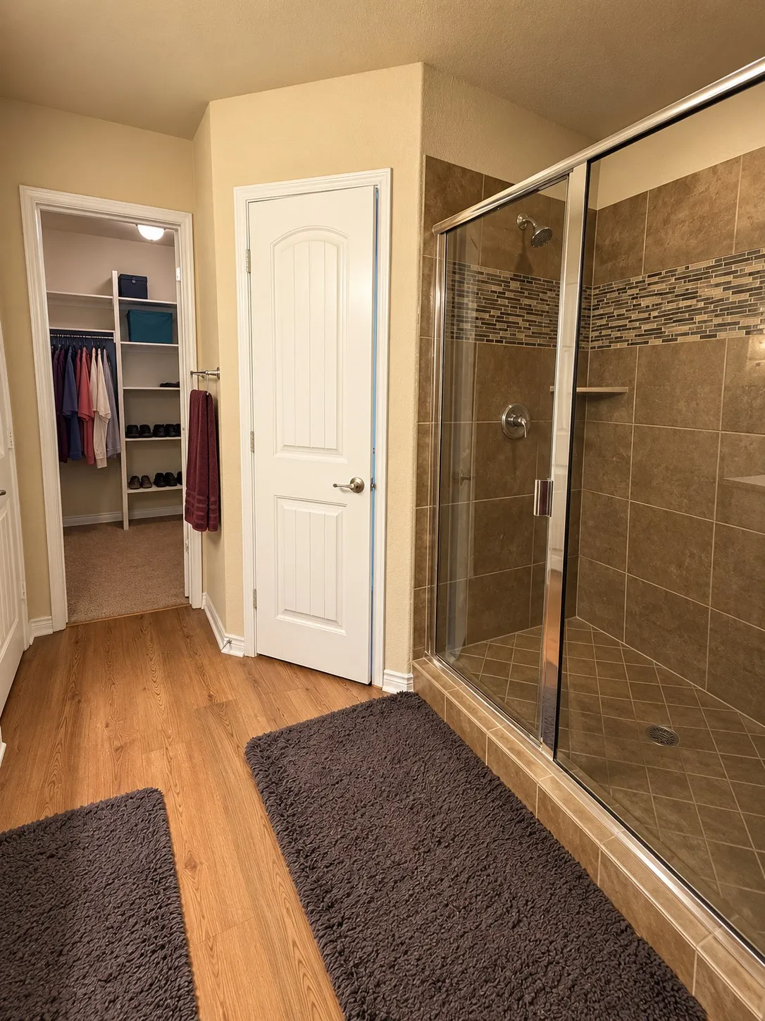 Single Family Residence For Sale in Collin County , 812 Scotland Way, Wylie, Texas 75098, 3 Bedroom, 2 Bathroom, 2 Garage spaces, 1,807 Sqft, built in 2013, mls#21395938, Real Estate Agent in Wylie, Homes For Sale in Collin county, Homes For Sale in Wylie, Realtor in Wylie Texas, Real Estate Brokerage Independent Realty Texas, Luminita Cordes Realtor