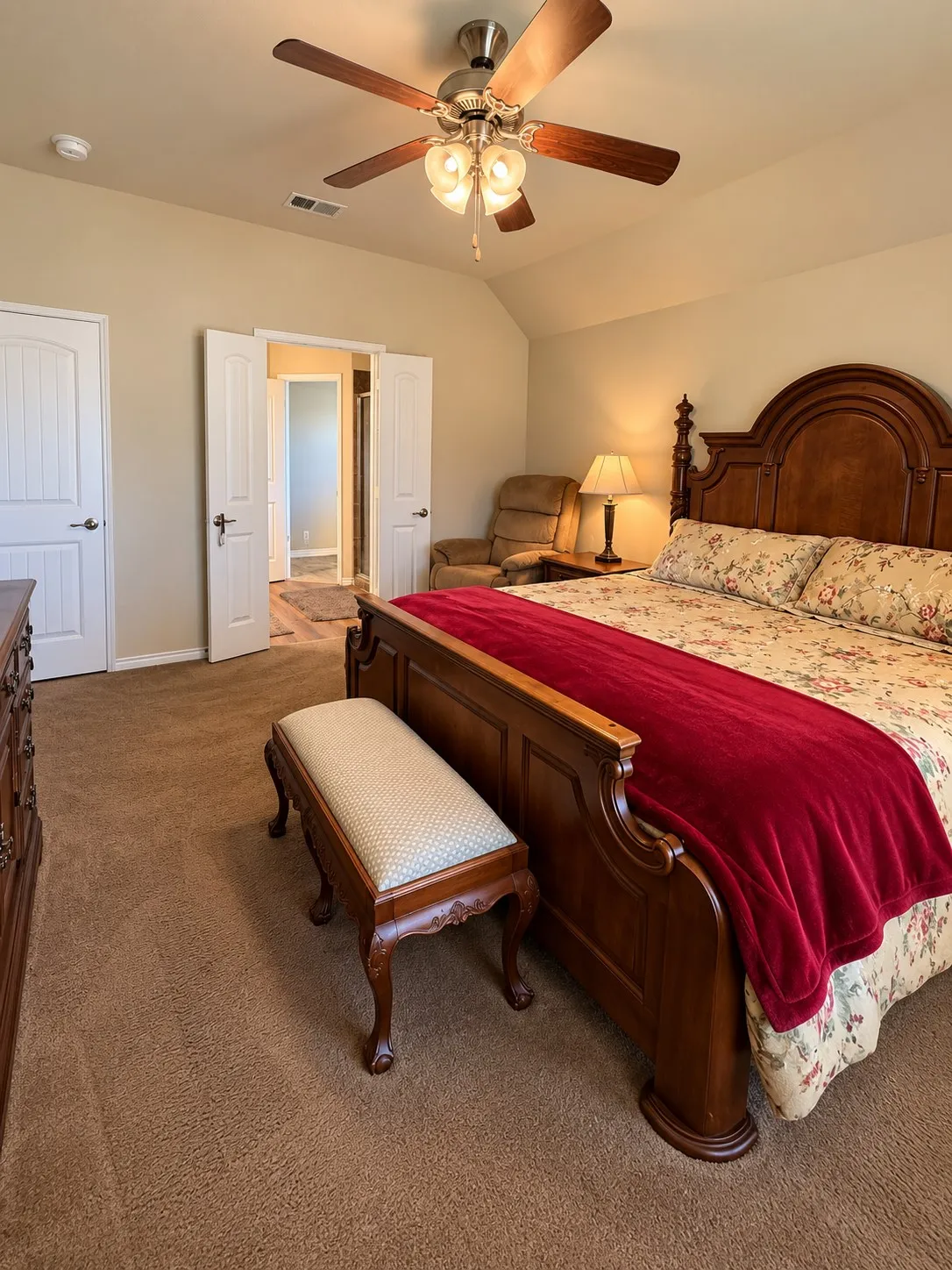 Single Family Residence For Sale in Collin County , 812 Scotland Way, Wylie, Texas 75098, 3 Bedroom, 2 Bathroom, 2 Garage spaces, 1,807 Sqft, built in 2013, mls#21395938, Real Estate Agent in Wylie, Homes For Sale in Collin county, Homes For Sale in Wylie, Realtor in Wylie Texas, Real Estate Brokerage Independent Realty Texas, Luminita Cordes Realtor