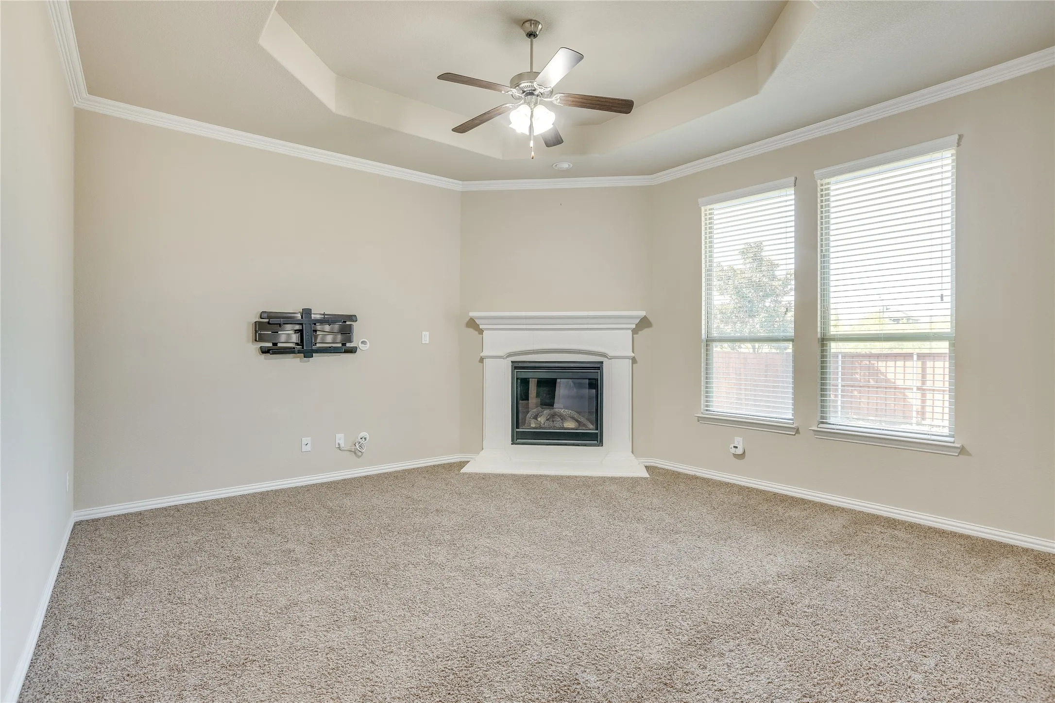 Single Family Residence For Rent in Parker County , 105 Mineral Point Drive, Aledo, Texas 76008, 3 Bedroom, 2 Bathroom, 2 Garage spaces, 1,849 Sqft, built in 2017, mls#21395868, Real Estate Agent in Aledo, Homes For Rent in Parker county, Homes For Rent in Aledo, Realtor in Aledo Texas, Real Estate Brokerage Independent Realty Texas, Luminita Cordes Realtor