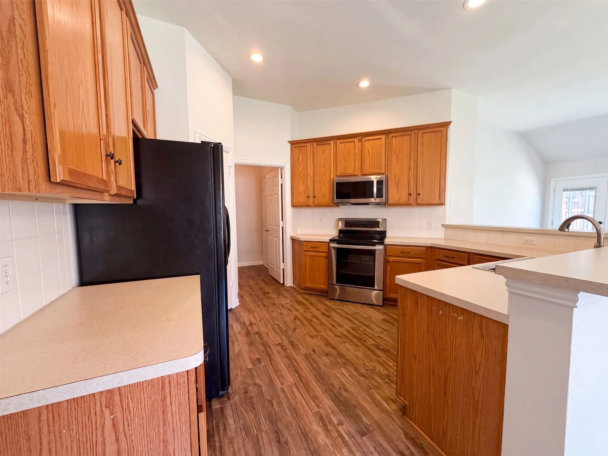 Single Family Residence For Sale in Collin County , 6312 Candletree Lane, Mc Kinney, Texas 75070, 3 Bedroom, 2 Bathroom, 2 Garage spaces, 1,896 Sqft, built in 2002, mls#21395945, Real Estate Agent in Mc Kinney, Homes For Sale in Collin county, Homes For Sale in Mc Kinney, Realtor in Mc Kinney Texas, Real Estate Brokerage Independent Realty Texas, Luminita Cordes Realtor