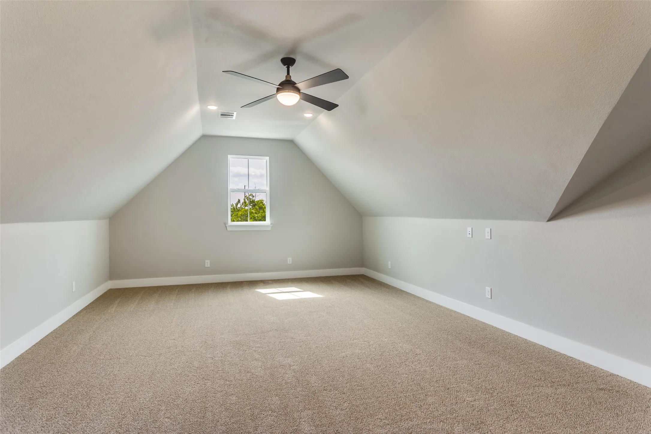 Single Family Residence For Sale in Parker County , 2047 Woodland Road, Weatherford, Texas 76088, 4 Bedroom, 4 Bathroom, 3 Garage spaces, 3,314 Sqft, built in 2026, mls#21395866, Real Estate Agent in Weatherford, Homes For Sale in Parker county, Homes For Sale in Weatherford, Realtor in Weatherford Texas, Real Estate Brokerage Independent Realty Texas, Luminita Cordes Realtor