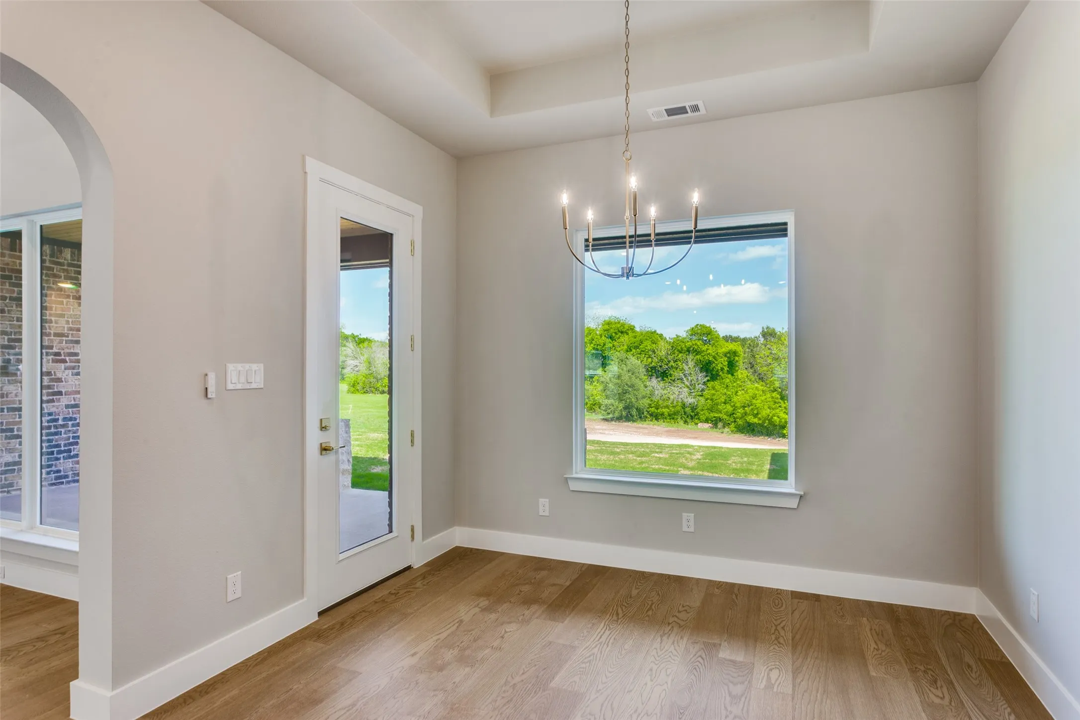 Single Family Residence For Sale in Parker County , 2047 Woodland Road, Weatherford, Texas 76088, 4 Bedroom, 4 Bathroom, 3 Garage spaces, 3,314 Sqft, built in 2026, mls#21395866, Real Estate Agent in Weatherford, Homes For Sale in Parker county, Homes For Sale in Weatherford, Realtor in Weatherford Texas, Real Estate Brokerage Independent Realty Texas, Luminita Cordes Realtor