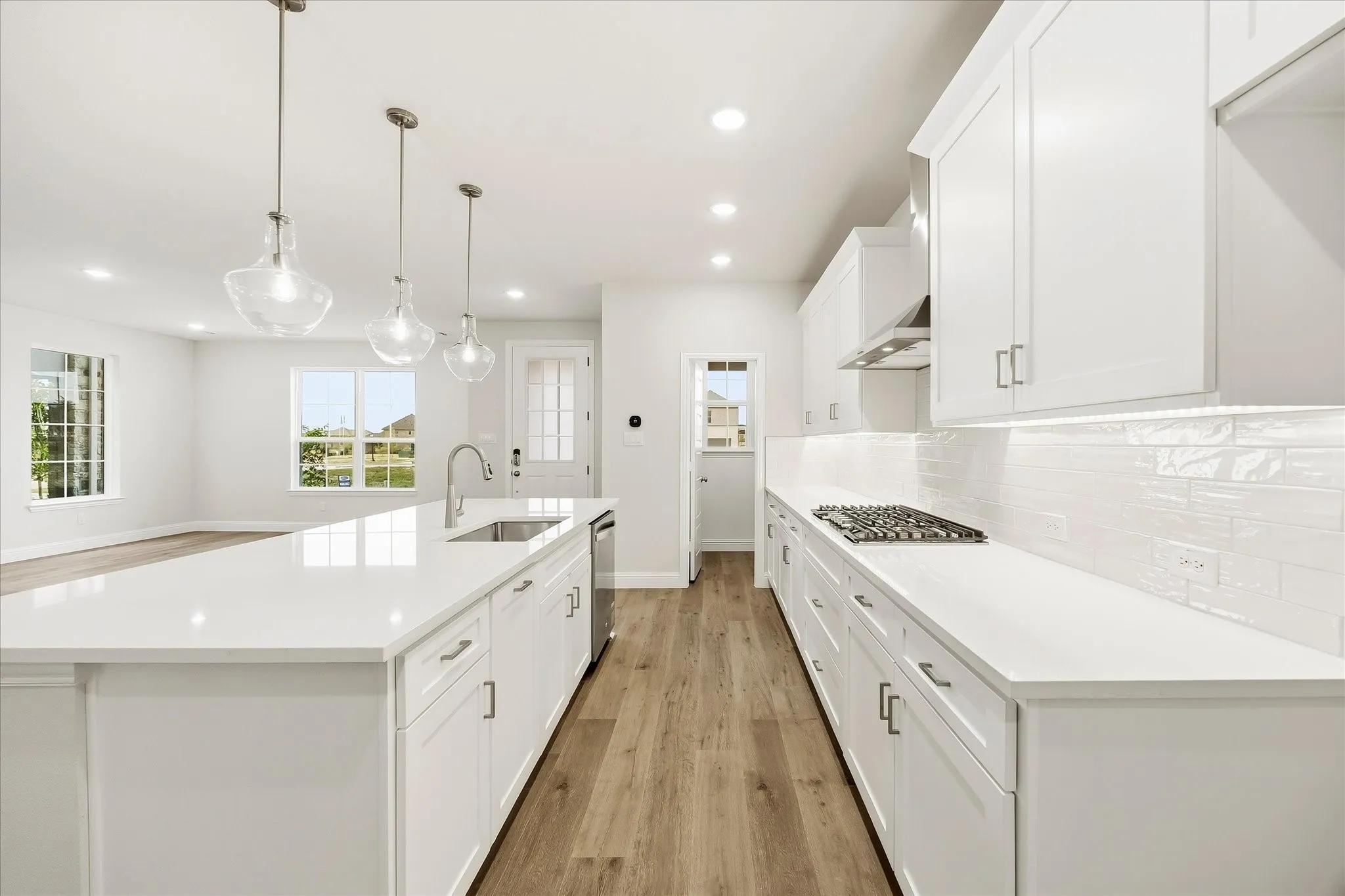 Single Family Residence For Rent in Dallas County , 1814 Waterwalk Drive, Rowlett, Texas 75088, 3 Bedroom, 3 Bathroom, 2 Garage spaces, 1,811 Sqft, built in 2026, mls#21394460, Real Estate Agent in Rowlett, Homes For Rent in Dallas county, Homes For Rent in Rowlett, Realtor in Rowlett Texas, Real Estate Brokerage Independent Realty Texas, Luminita Cordes Realtor