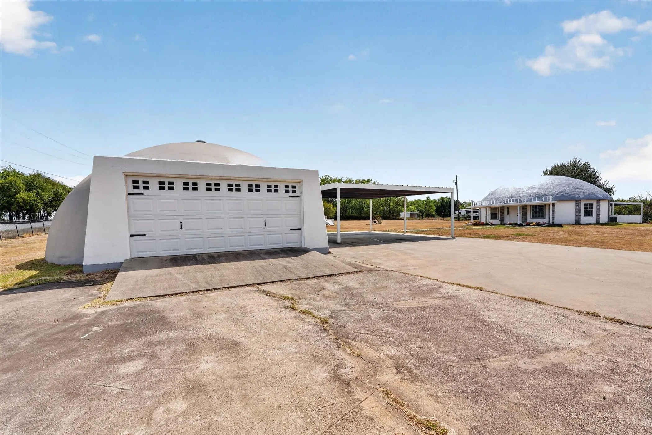 Single Family Residence For Sale in Johnson County , 9530 Johns Road, Alvarado, Texas 76009, 3 Bedroom, 2 Bathroom, 2 Garage spaces, 1,353 Sqft, built in 2003, mls#21395669, Real Estate Agent in Alvarado, Homes For Sale in Johnson county, Homes For Sale in Alvarado, Realtor in Alvarado Texas, Real Estate Brokerage Independent Realty Texas, Luminita Cordes Realtor