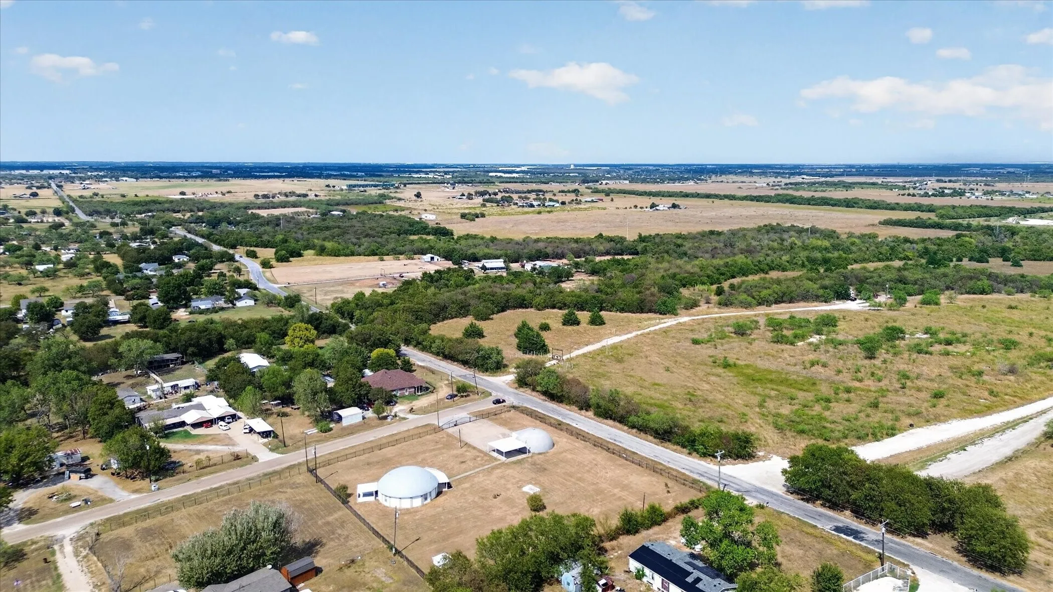 Single Family Residence For Sale in Johnson County , 9530 Johns Road, Alvarado, Texas 76009, 3 Bedroom, 2 Bathroom, 2 Garage spaces, 1,353 Sqft, built in 2003, mls#21395669, Real Estate Agent in Alvarado, Homes For Sale in Johnson county, Homes For Sale in Alvarado, Realtor in Alvarado Texas, Real Estate Brokerage Independent Realty Texas, Luminita Cordes Realtor