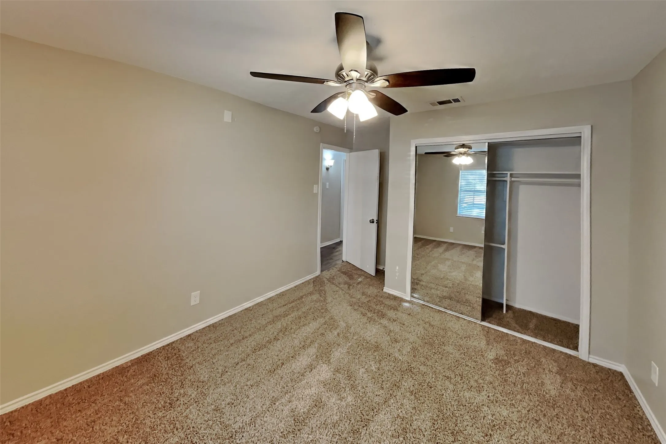 Single Family Residence For Rent in Collin County , 3905 Branch Hollow Drive, Plano, Texas 75023, 3 Bedroom, 2 Bathroom, 2 Garage spaces, 1,544 Sqft, built in 1974, mls#21395954, Real Estate Agent in Plano, Homes For Rent in Collin county, Homes For Rent in Plano, Realtor in Plano Texas, Real Estate Brokerage Independent Realty Texas, Luminita Cordes Realtor