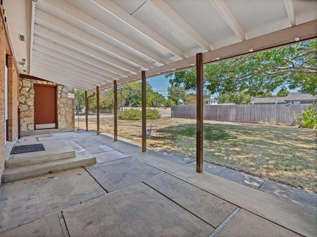 Single Family Residence For Sale in Tarrant County , 5020 Susan Lee Lane, North Richland Hills, Texas 76180, 3 Bedroom, 2 Bathroom, 2 Garage spaces, 1,449 Sqft, built in 1958, mls#21391906, Real Estate Agent in North Richland Hills, Homes For Sale in Tarrant county, Homes For Sale in North Richland Hills, Realtor in North Richland Hills Texas, Real Estate Brokerage Independent Realty Texas, Luminita Cordes Realtor