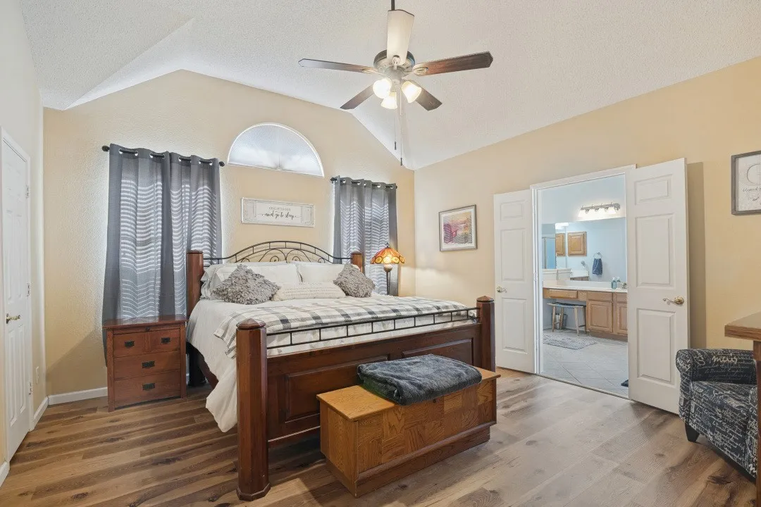 Single Family Residence For Sale in Dallas County , 4914 Petersburg Drive, Rowlett, Texas 75088, 3 Bedroom, 2 Bathroom, 2 Garage spaces, 2,153 Sqft, built in 1999, mls#21395500, Real Estate Agent in Rowlett, Homes For Sale in Dallas county, Homes For Sale in Rowlett, Realtor in Rowlett Texas, Real Estate Brokerage Independent Realty Texas, Luminita Cordes Realtor